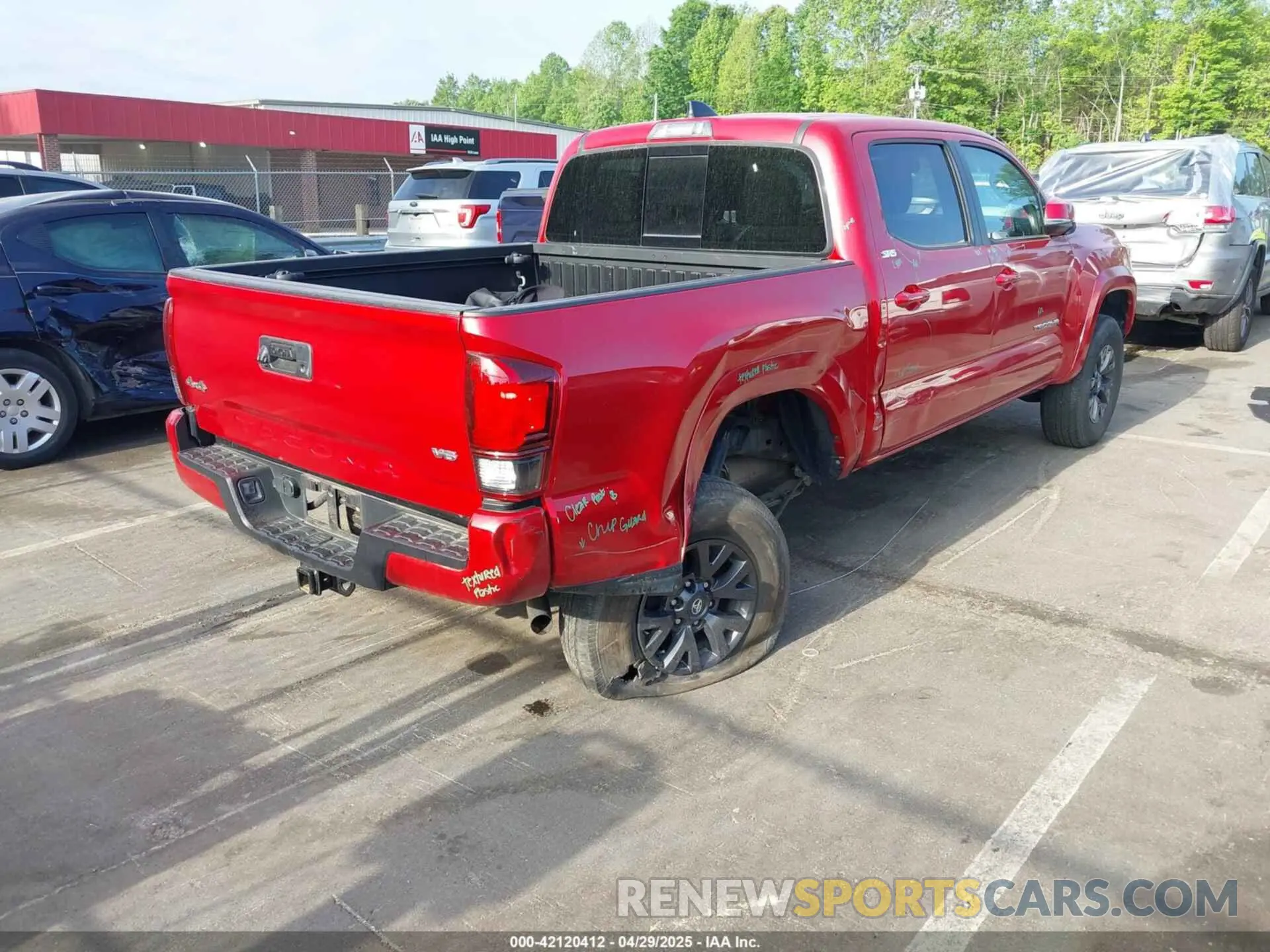 4 fotografías del automóvil dañado 3TYCZ5AN4NT101268 TOYOTA TACOMA 2022