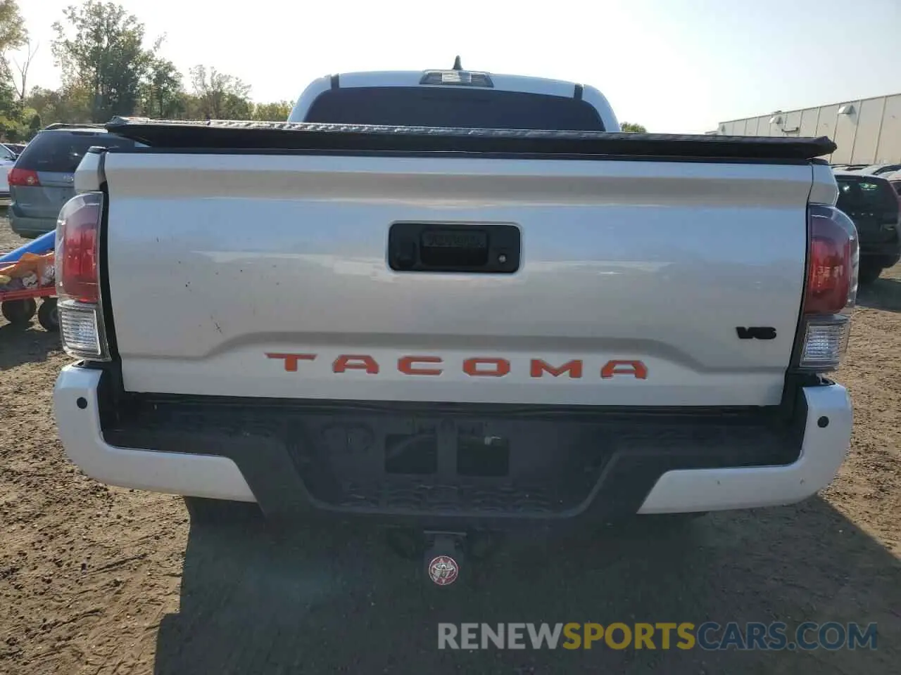 6 fotografías del automóvil dañado 3TYCZ5AN5NT068331 TOYOTA TACOMA 2022
