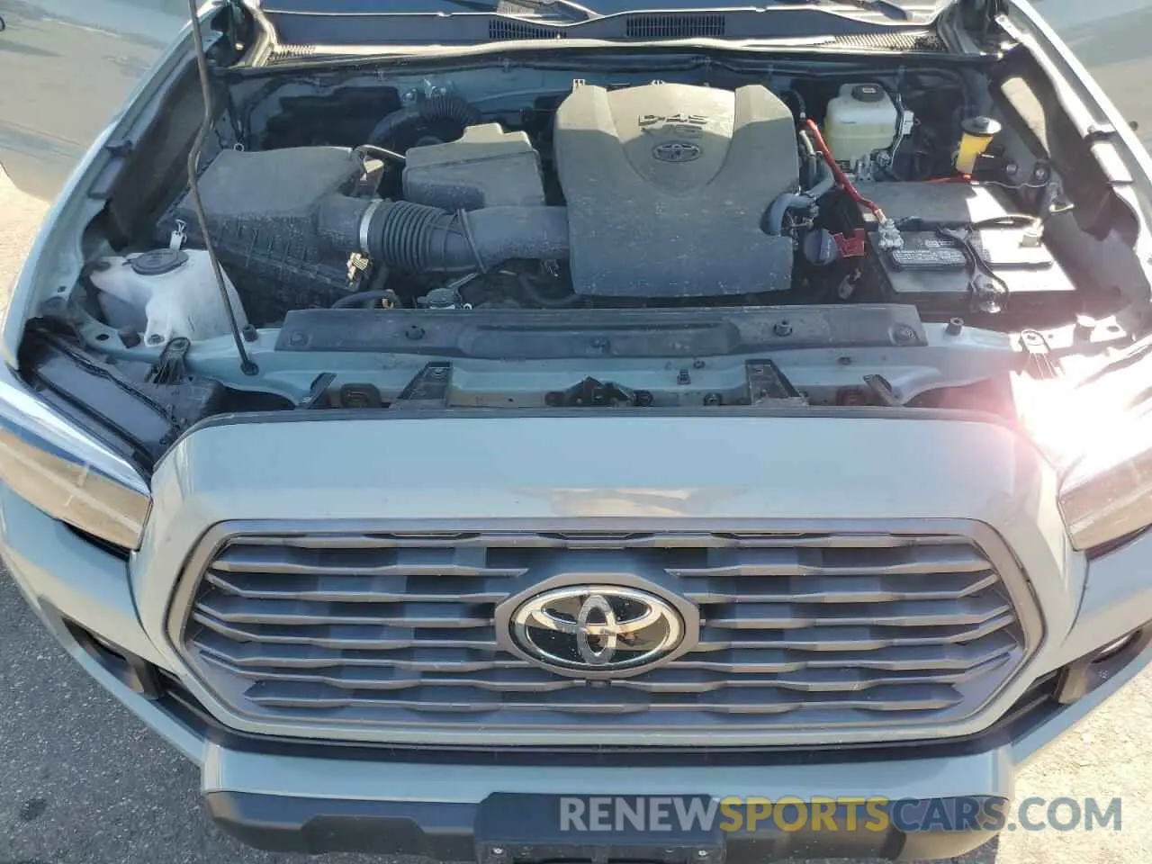 11 fotografías del automóvil dañado 3TYCZ5AN5NT101232 TOYOTA TACOMA 2022
