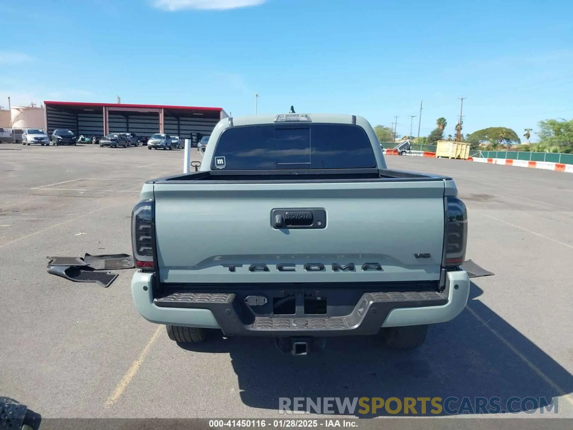 17 fotografías del automóvil dañado 3TYCZ5AN6NT103877 TOYOTA TACOMA 2022