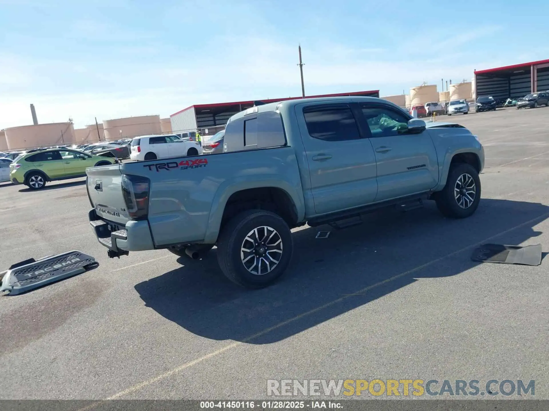 4 fotografías del automóvil dañado 3TYCZ5AN6NT103877 TOYOTA TACOMA 2022