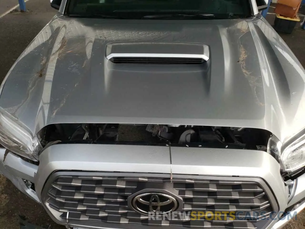 13 fotografías del automóvil dañado 3TYCZ5AN8NT103234 TOYOTA TACOMA 2022