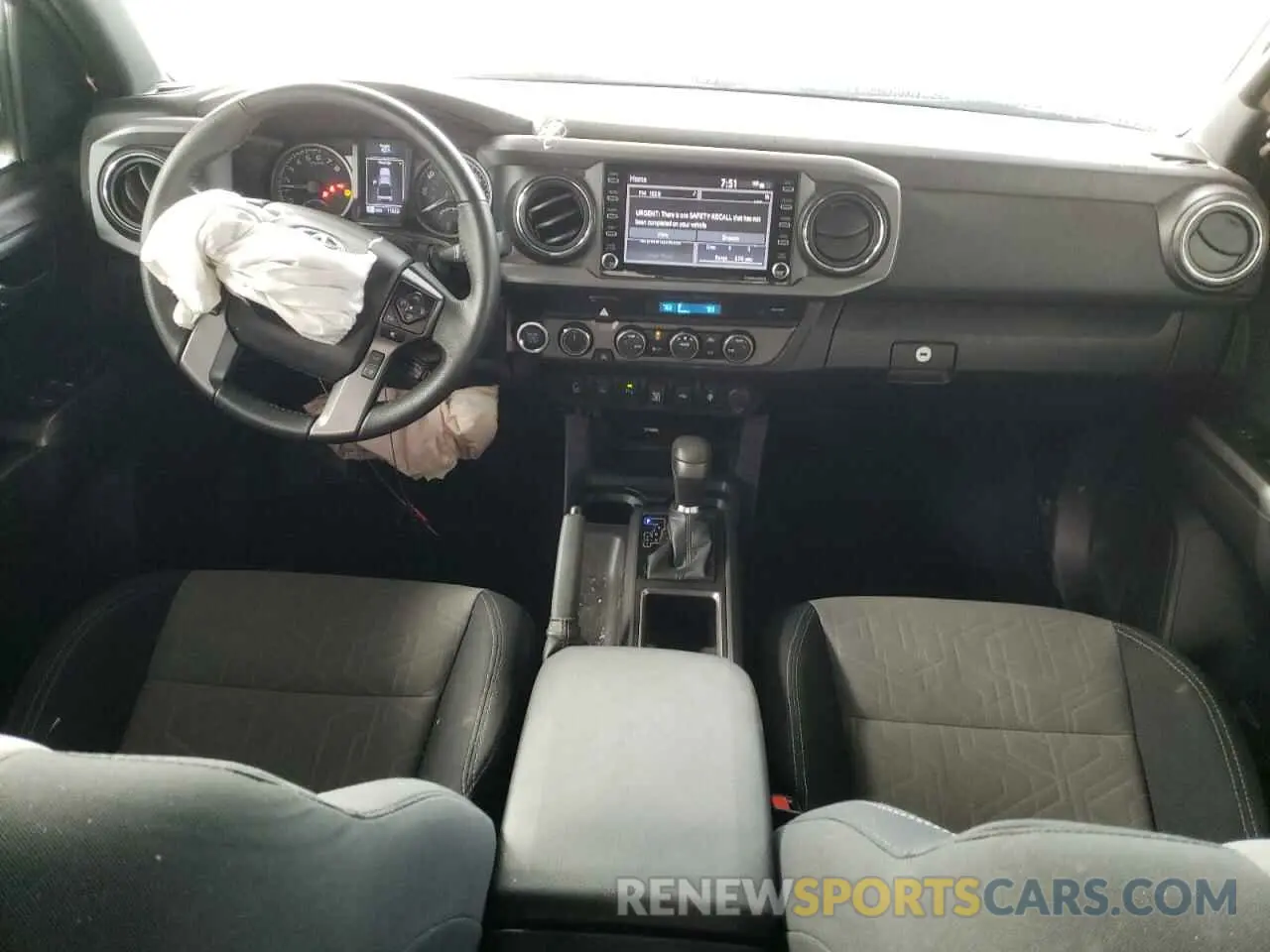 8 fotografías del automóvil dañado 3TYCZ5AN8NT103234 TOYOTA TACOMA 2022