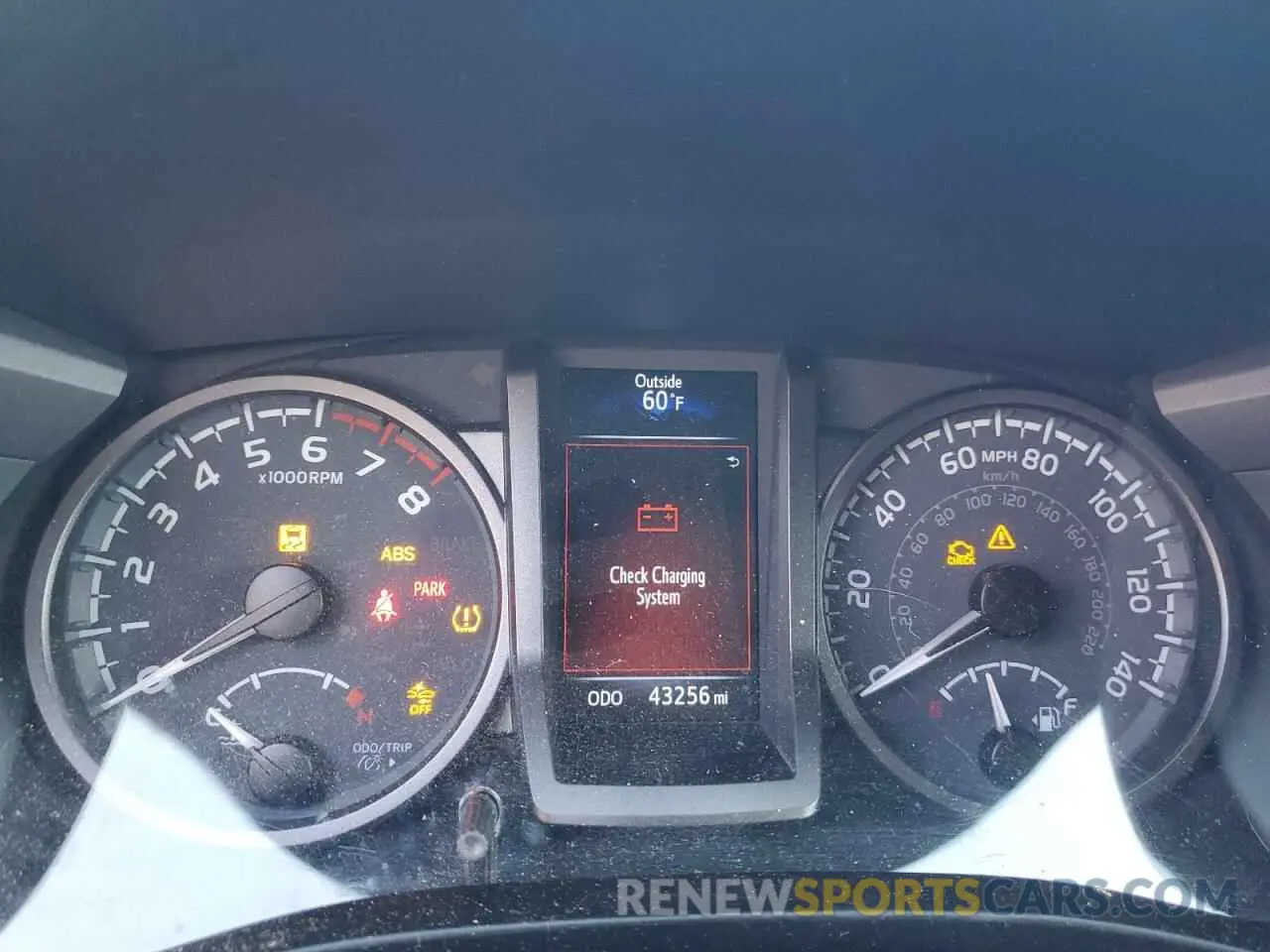 9 fotografías del automóvil dañado 3TYCZ5ANXNT054876 TOYOTA TACOMA 2022