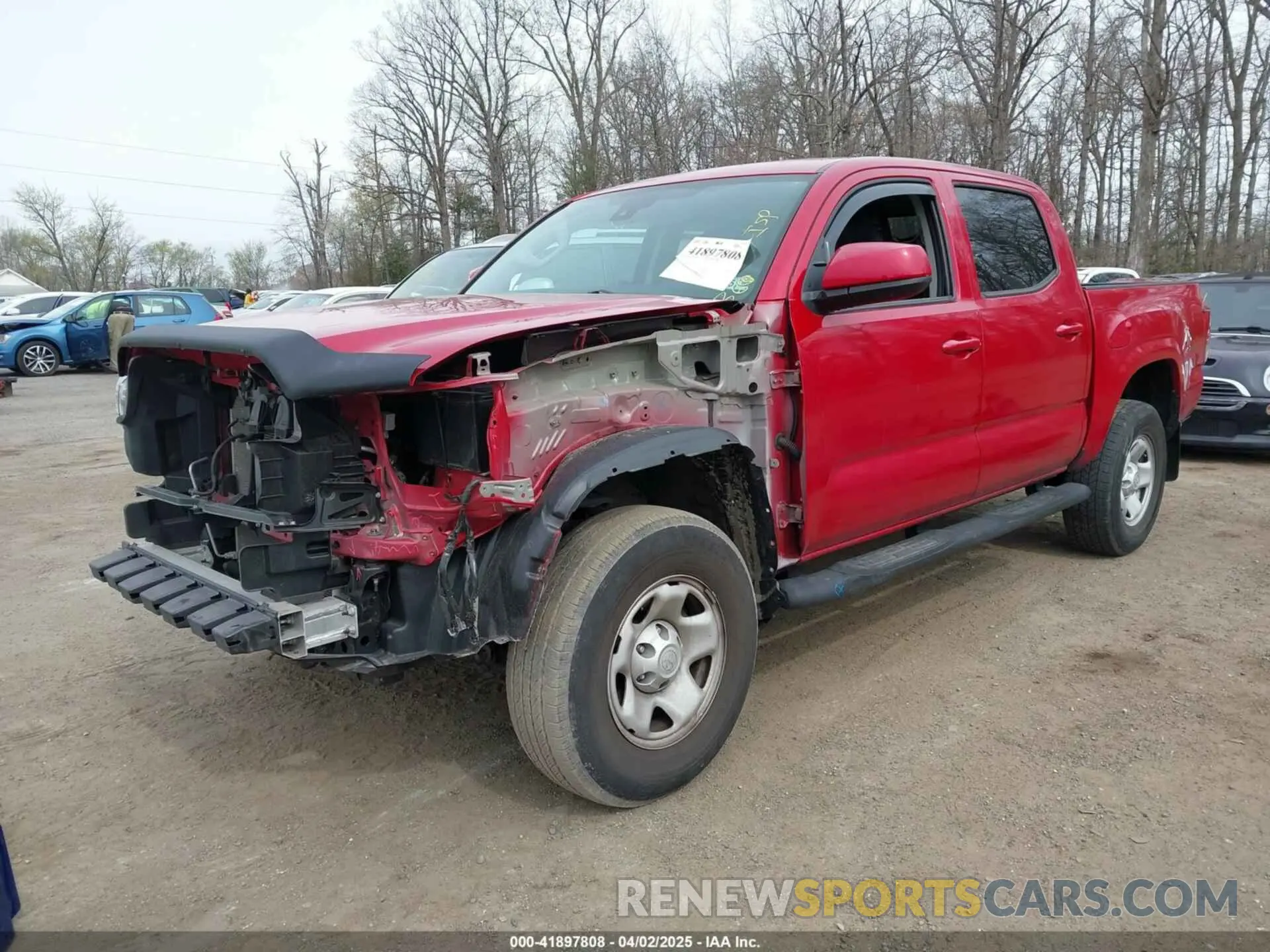 2 fotografías del automóvil dañado 3TYCZ5ANXNT076537 TOYOTA TACOMA 2022