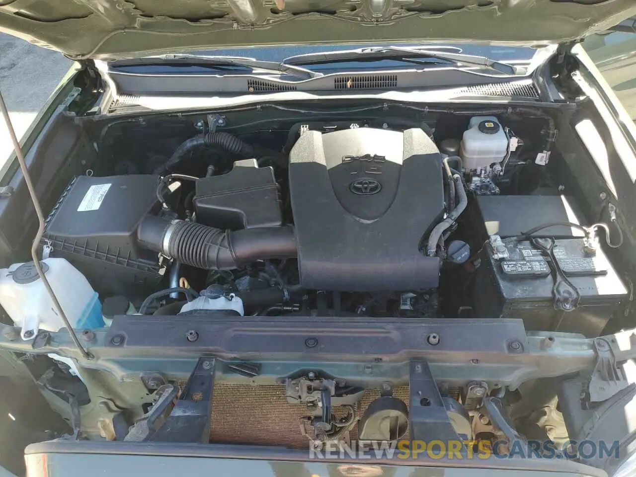 11 fotografías del automóvil dañado 3TYCZ5ANXNT076604 TOYOTA TACOMA 2022