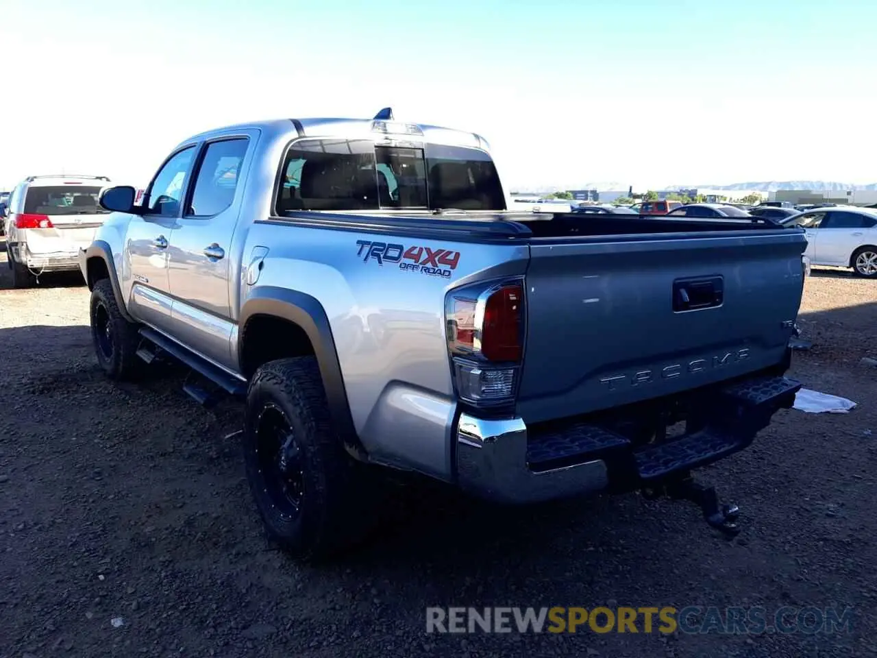 3 fotografías del automóvil dañado 3TYCZ5ANXNT077557 TOYOTA TACOMA 2022