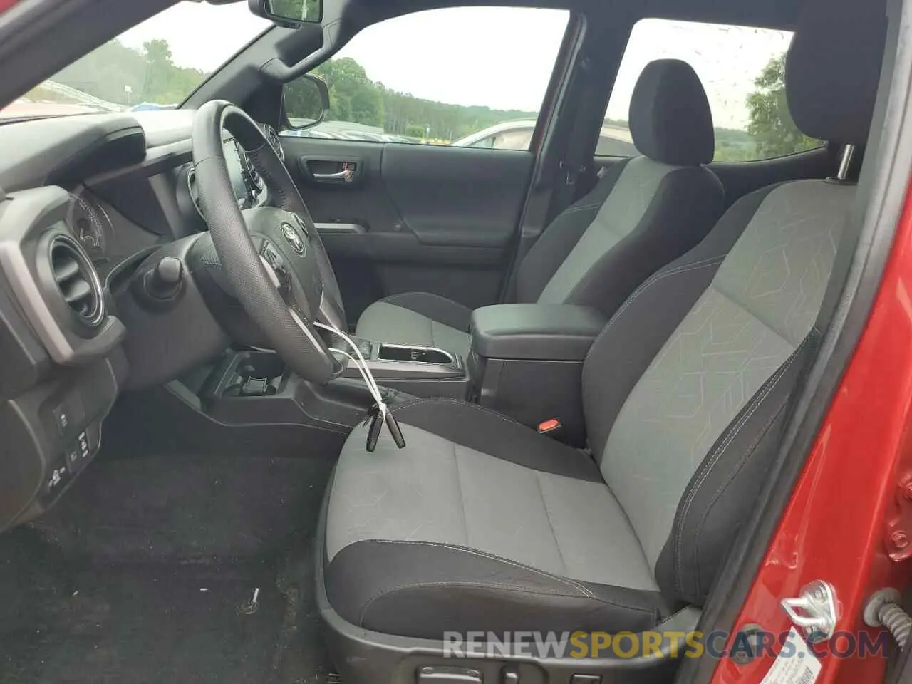 7 fotografías del automóvil dañado 3TYCZ5ANXNT104529 TOYOTA TACOMA 2022