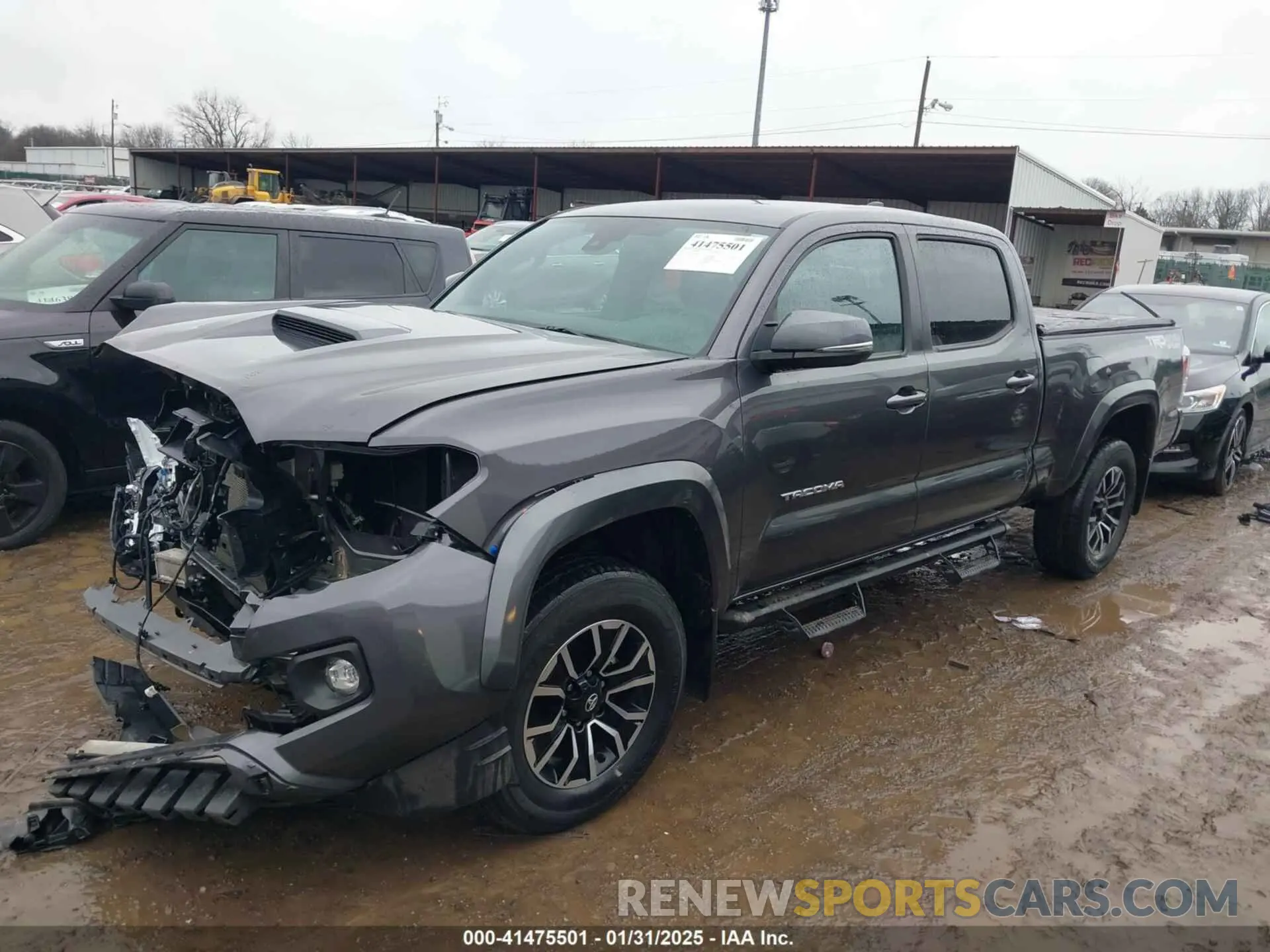 2 fotografías del automóvil dañado 3TYDZ5BN1NT017041 TOYOTA TACOMA 2022