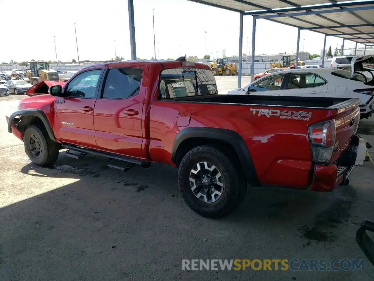2 fotografías del automóvil dañado 3TYDZ5BN7NT016315 TOYOTA TACOMA 2022