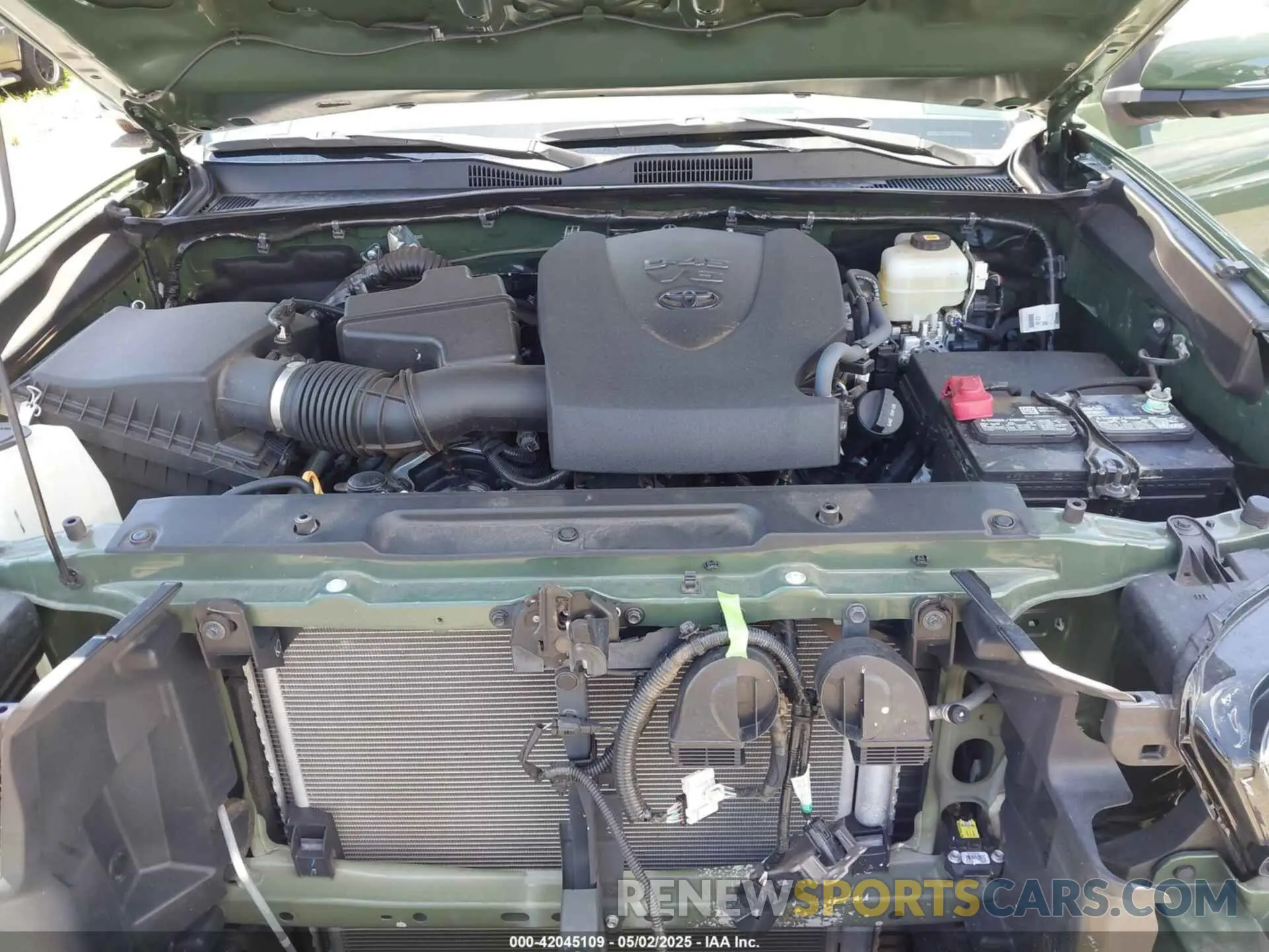 10 fotografías del automóvil dañado 3TYDZ5BN8NT010331 TOYOTA TACOMA 2022
