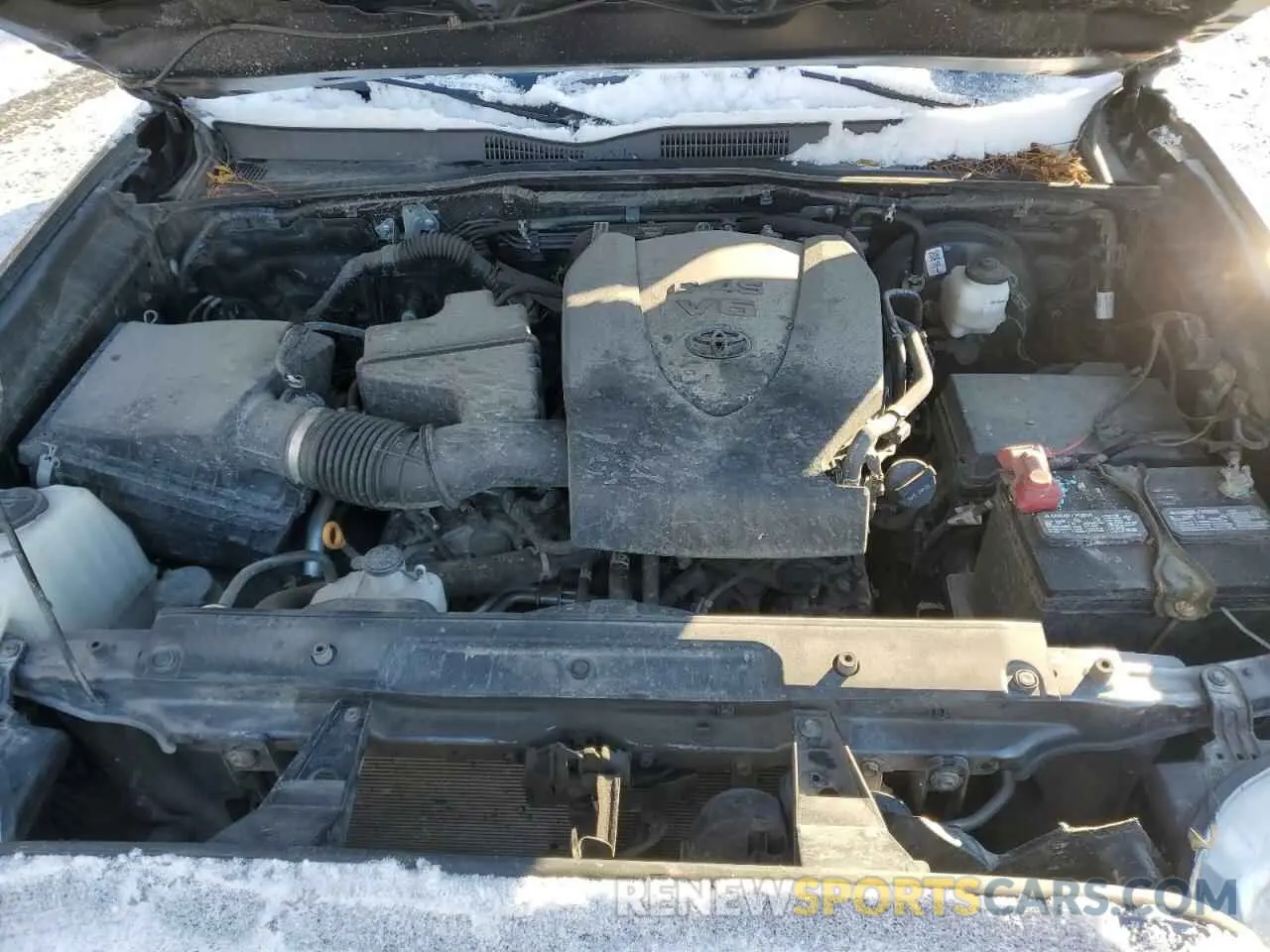 11 fotografías del automóvil dañado 3TYDZ5BN9NT013660 TOYOTA TACOMA 2022
