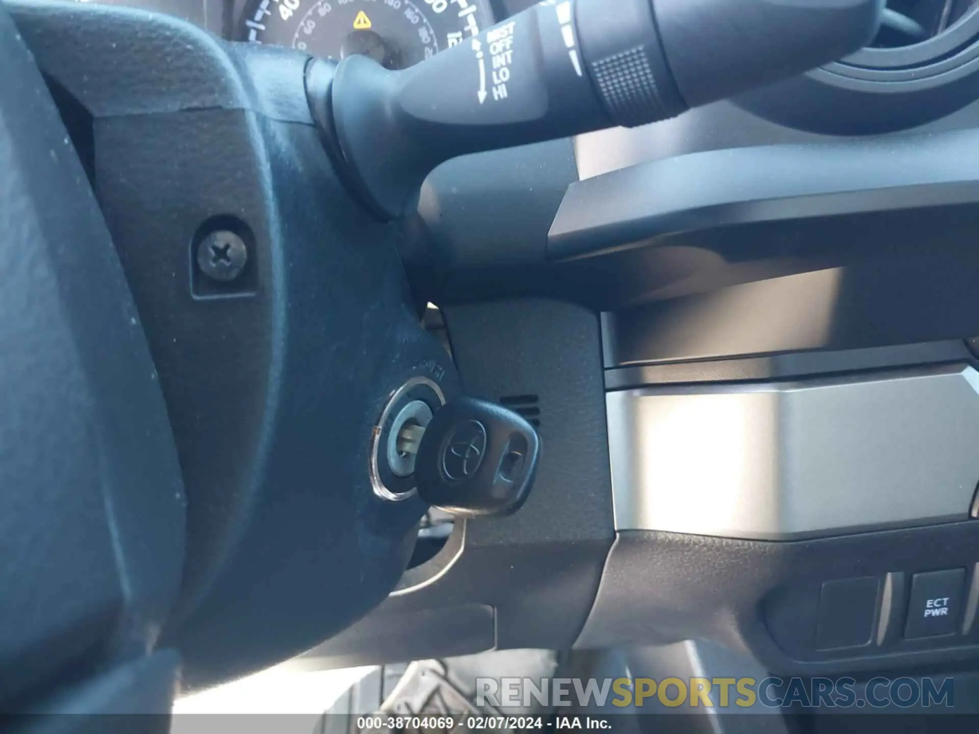 11 fotografías del automóvil dañado 3TYRX5GN1NT056104 TOYOTA TACOMA 2022