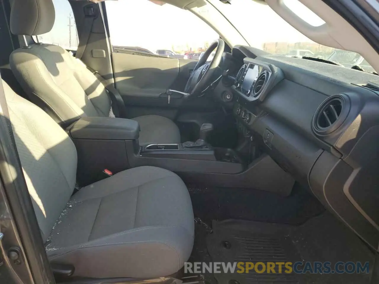 7 fotografías del automóvil dañado 3TYRX5GN3NT035433 TOYOTA TACOMA 2022