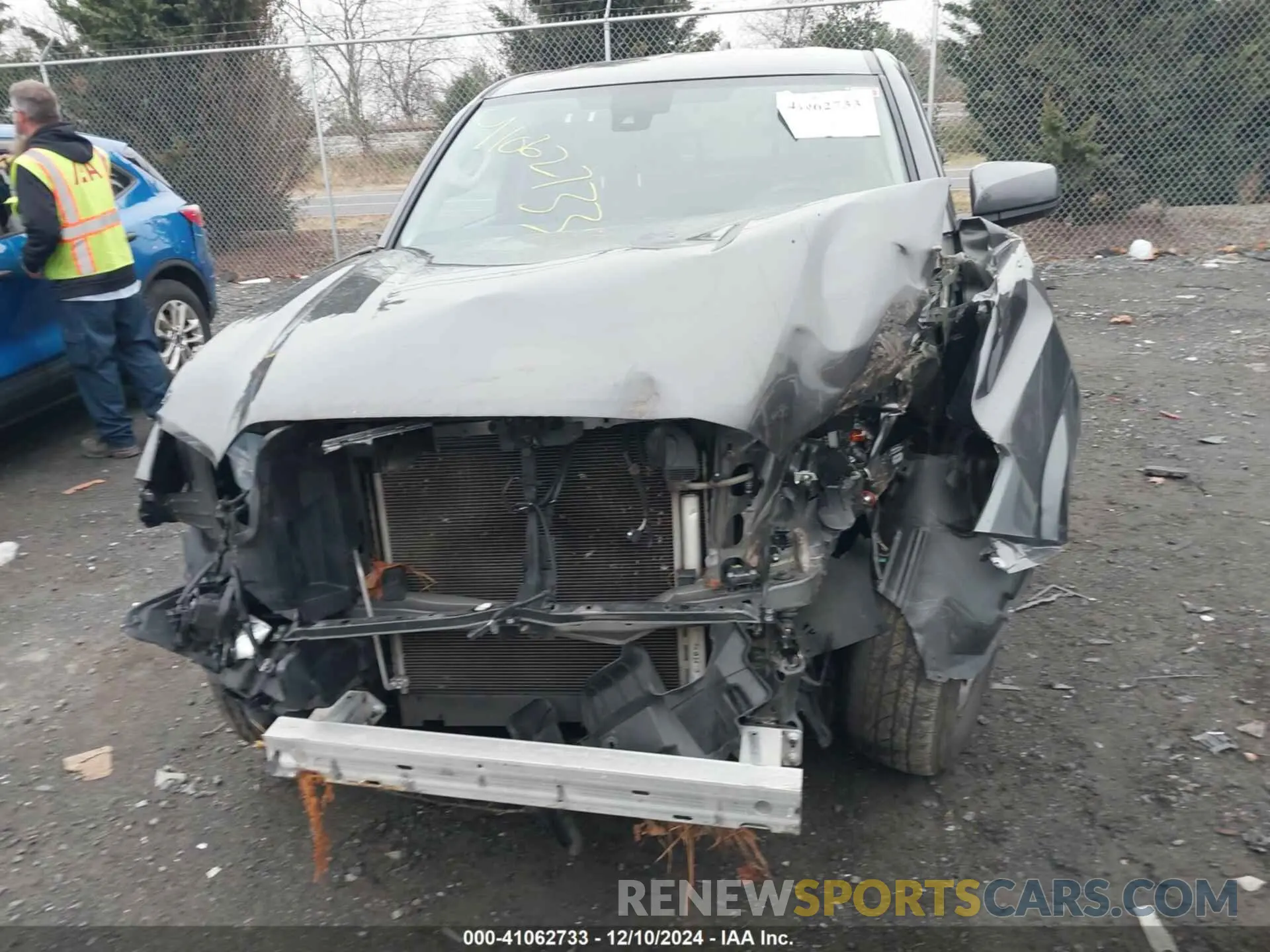 13 fotografías del automóvil dañado 3TYRX5GN3NT065354 TOYOTA TACOMA 2022