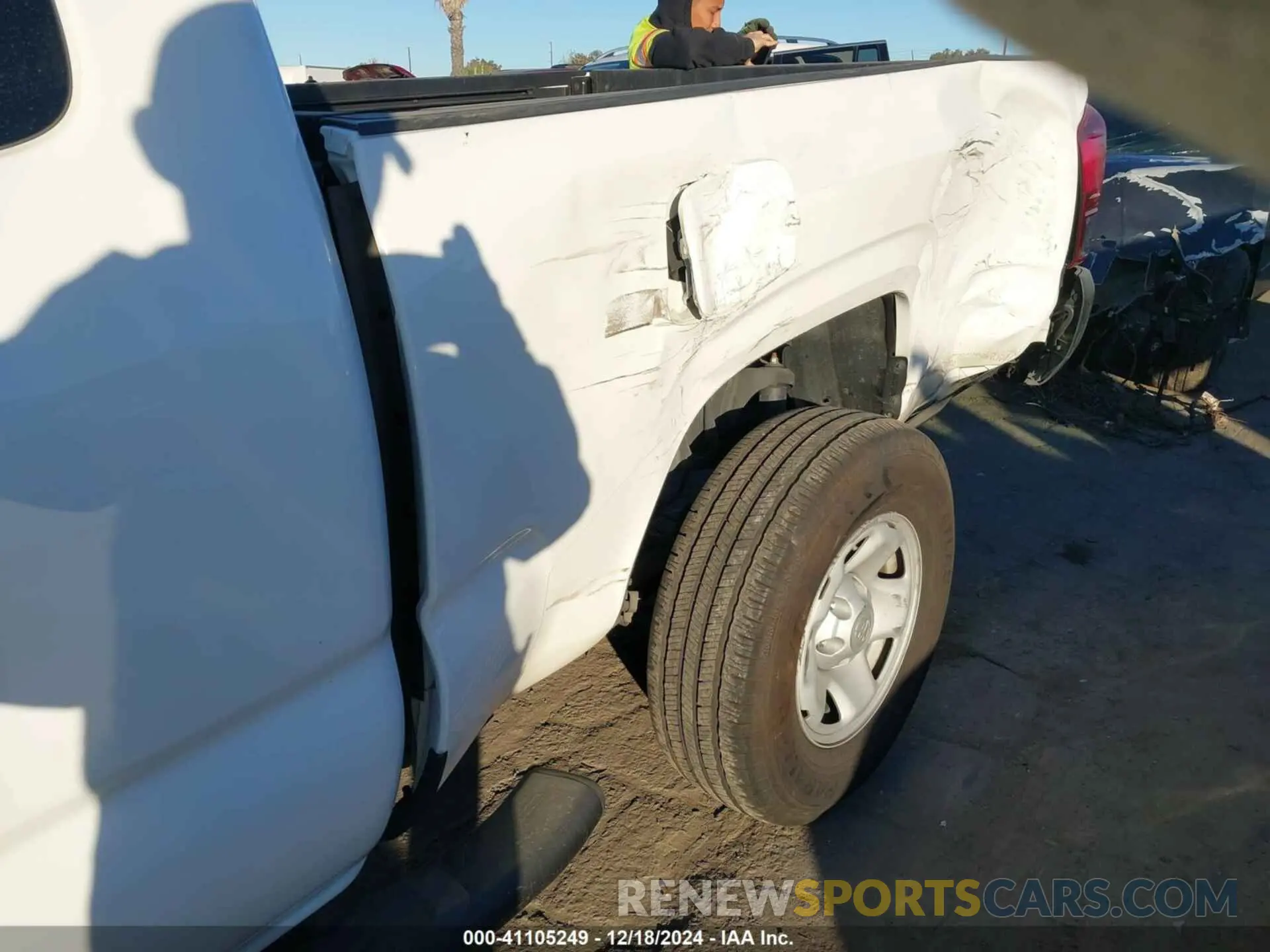 16 fotografías del automóvil dañado 3TYRX5GN4NT066688 TOYOTA TACOMA 2022