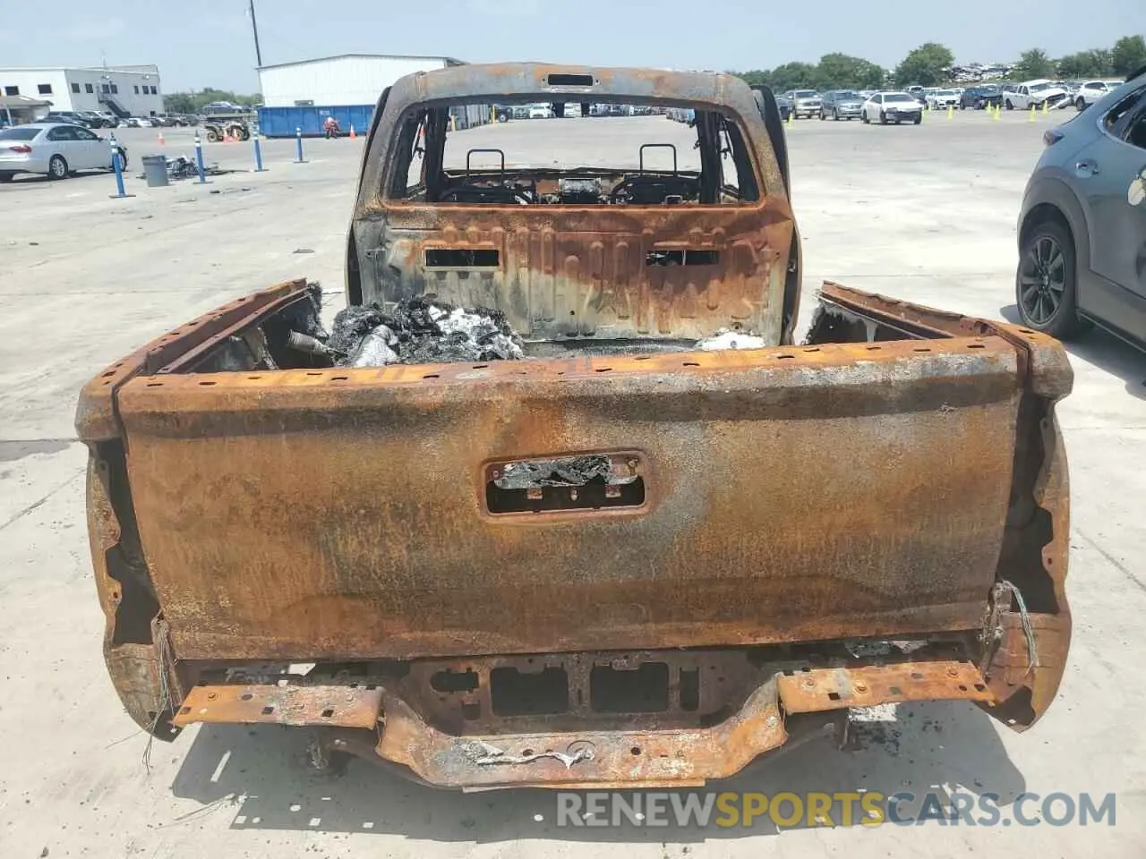 6 fotografías del automóvil dañado 3TYRX5GN7NT041493 TOYOTA TACOMA 2022
