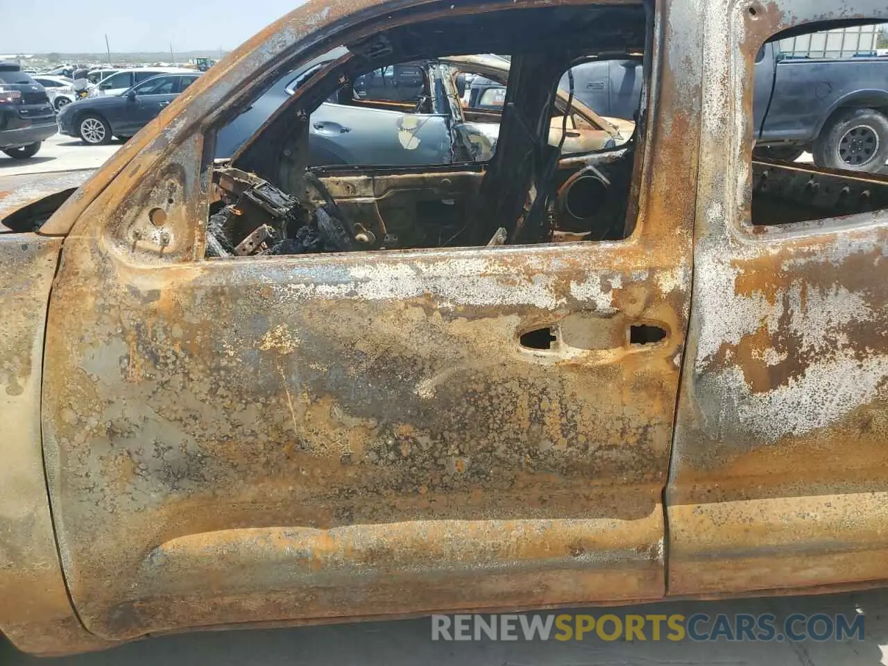 7 fotografías del automóvil dañado 3TYRX5GN7NT041493 TOYOTA TACOMA 2022