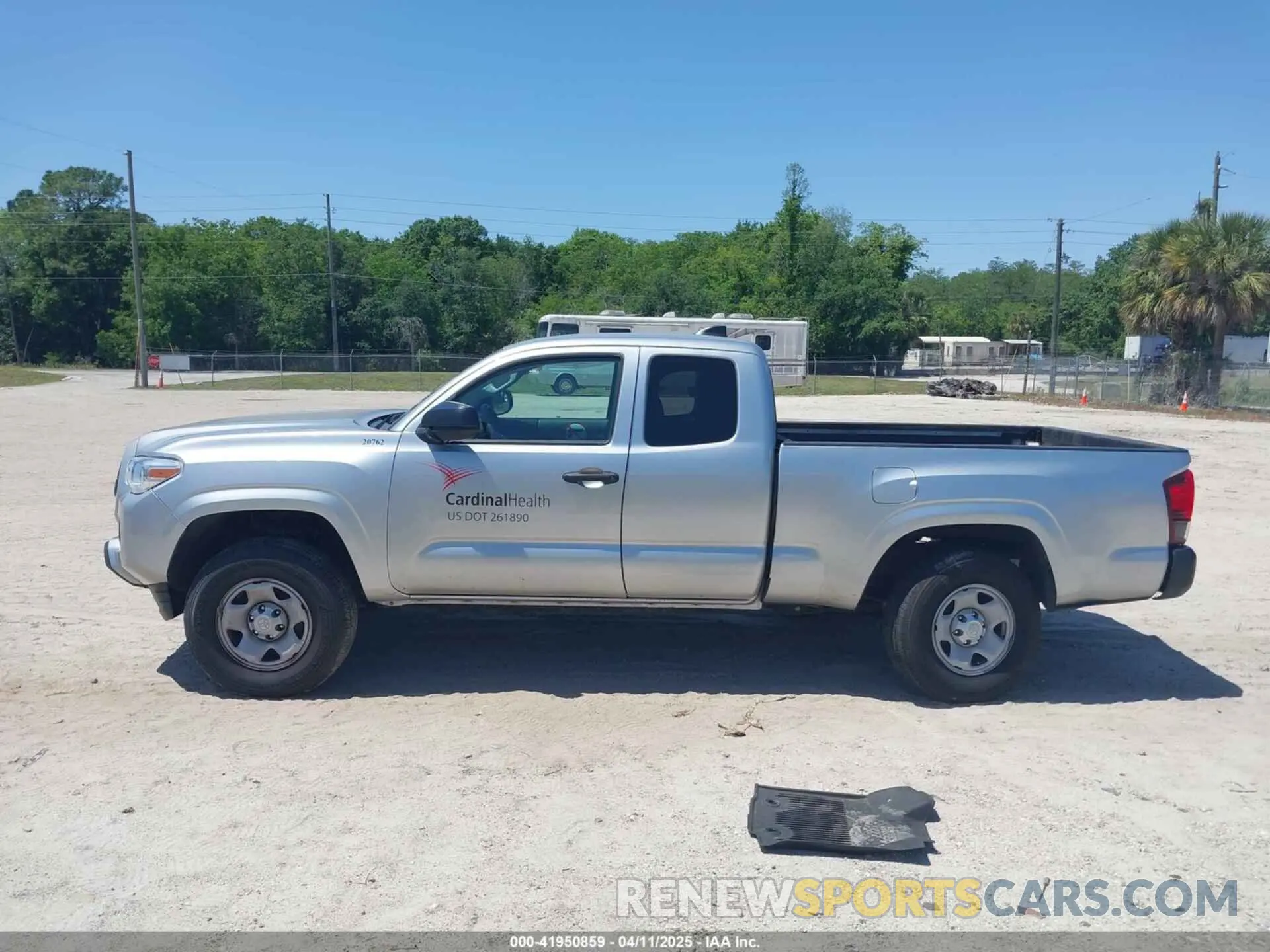 14 fotografías del automóvil dañado 3TYRX5GN8NT040353 TOYOTA TACOMA 2022