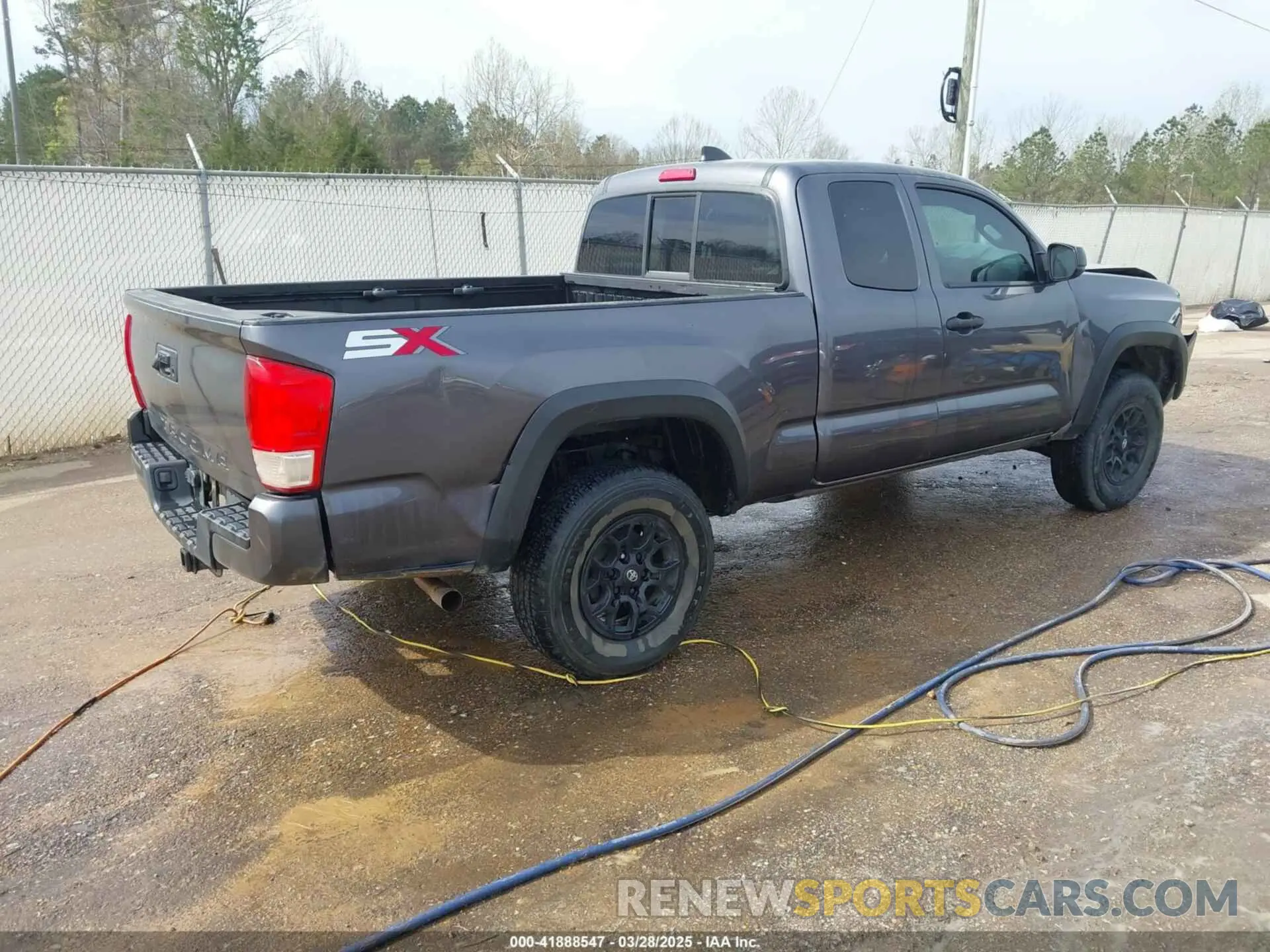 4 fotografías del automóvil dañado 3TYRZ5CN1NT018419 TOYOTA TACOMA 2022