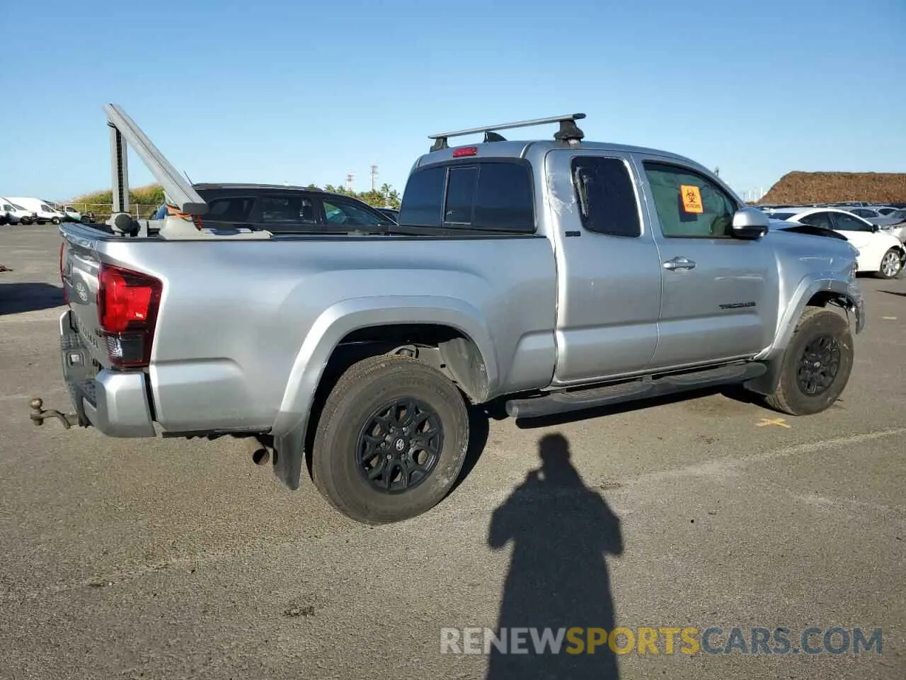 3 fotografías del automóvil dañado 3TYRZ5CN3NT017224 TOYOTA TACOMA 2022