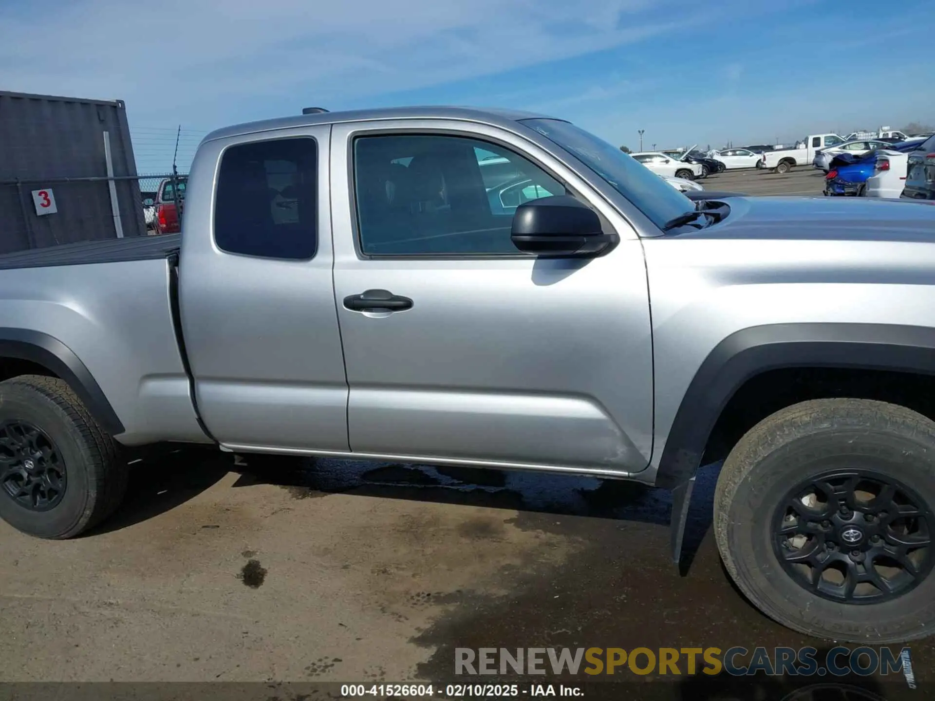 13 fotografías del automóvil dañado 3TYRZ5CN3NT023606 TOYOTA TACOMA 2022