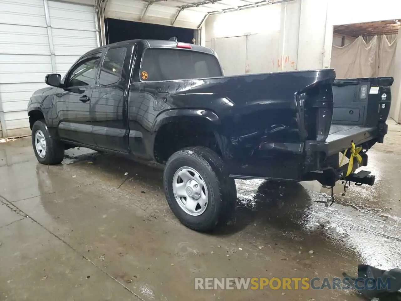 2 fotografías del automóvil dañado 3TYSX5EN0NT013216 TOYOTA TACOMA 2022