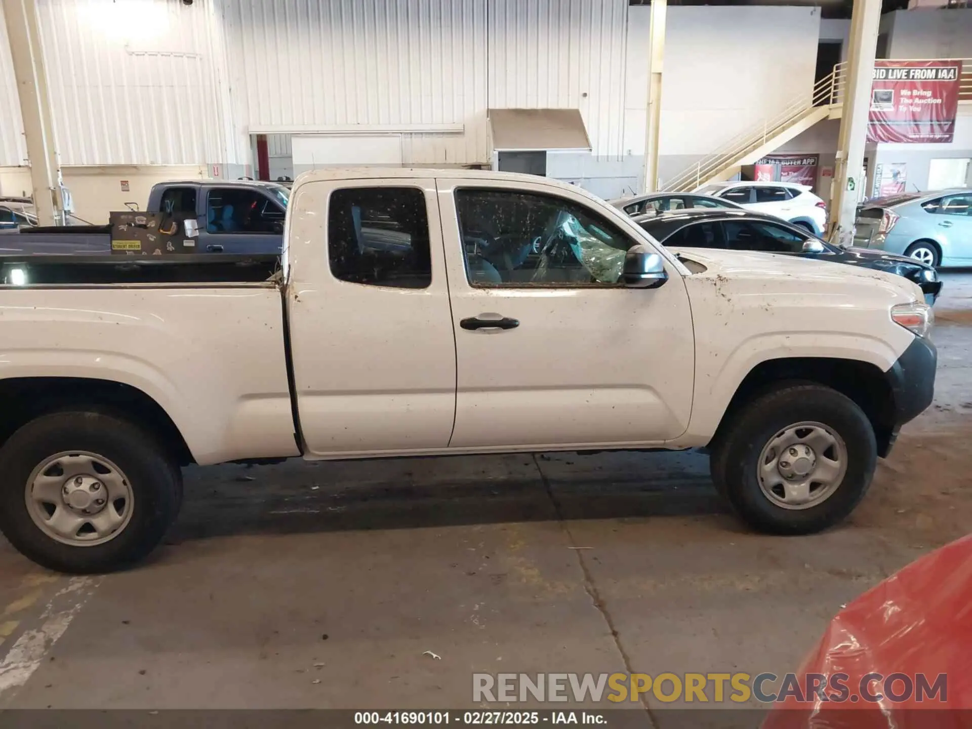 13 fotografías del automóvil dañado 3TYSX5EN5NT011641 TOYOTA TACOMA 2022