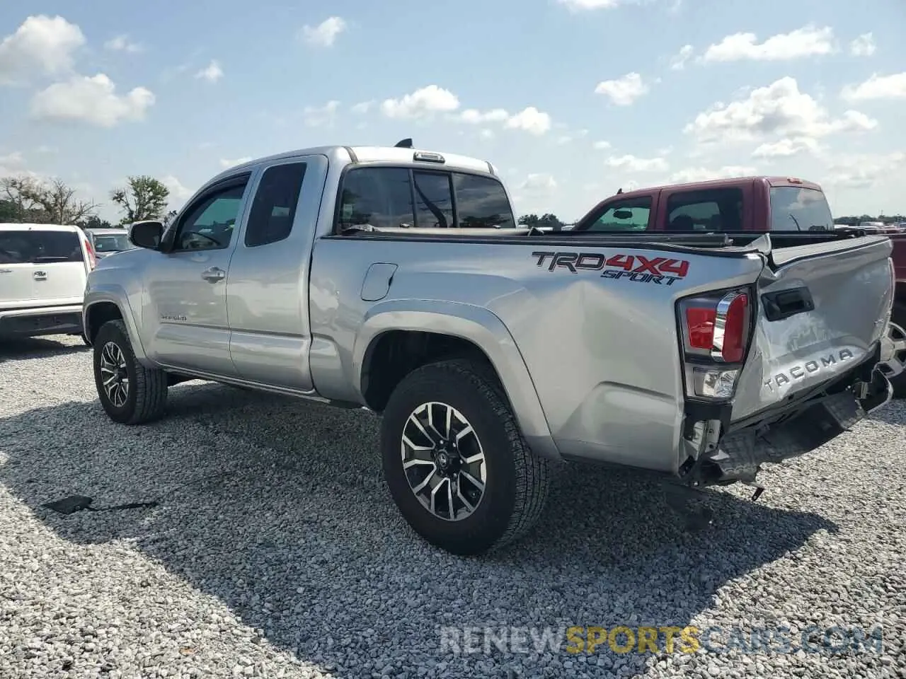 2 fotografías del automóvil dañado 3TYSZ5AN1NT097921 TOYOTA TACOMA 2022