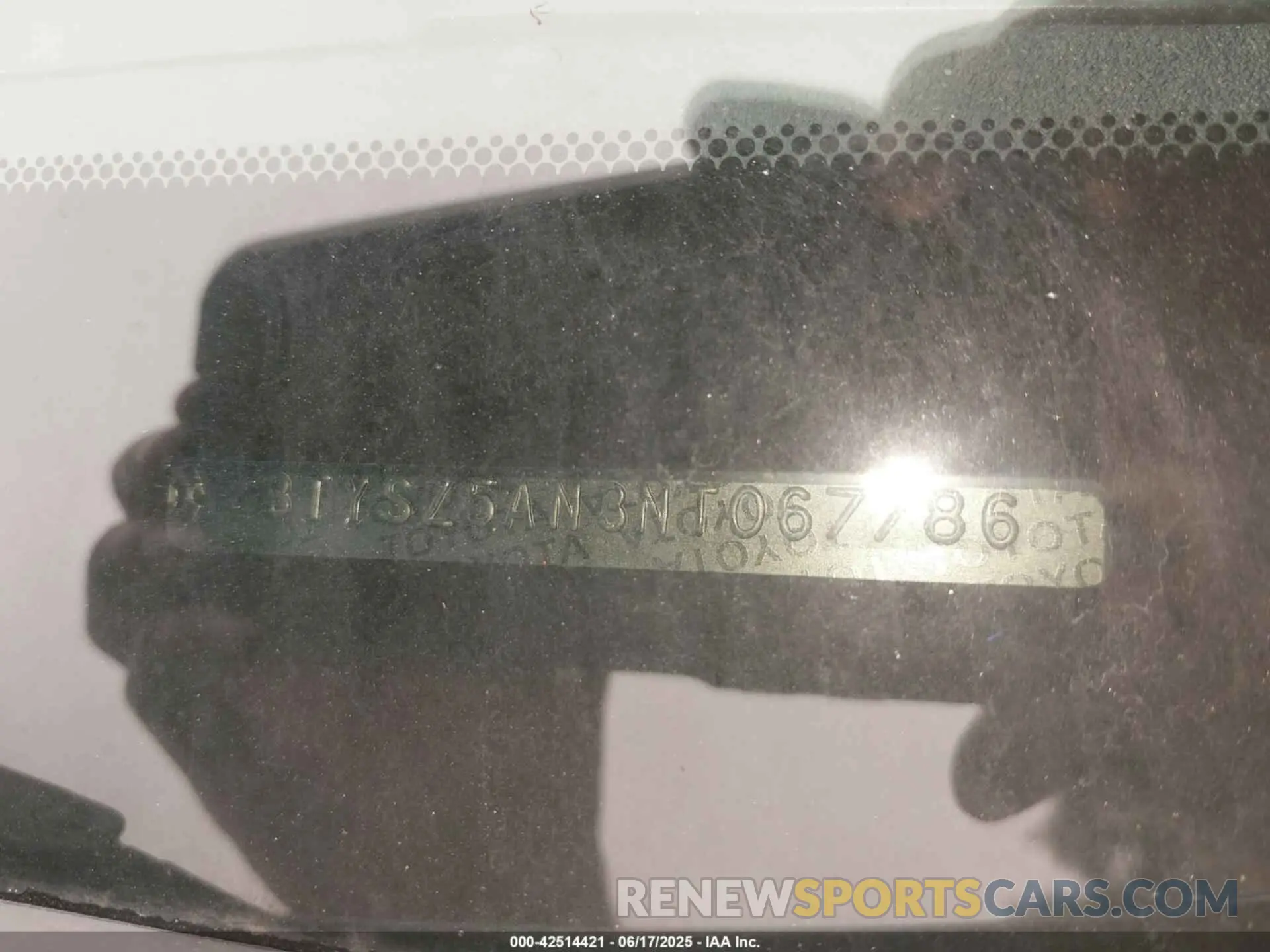 17 fotografías del automóvil dañado 3TYSZ5AN3NT067786 TOYOTA TACOMA 2022