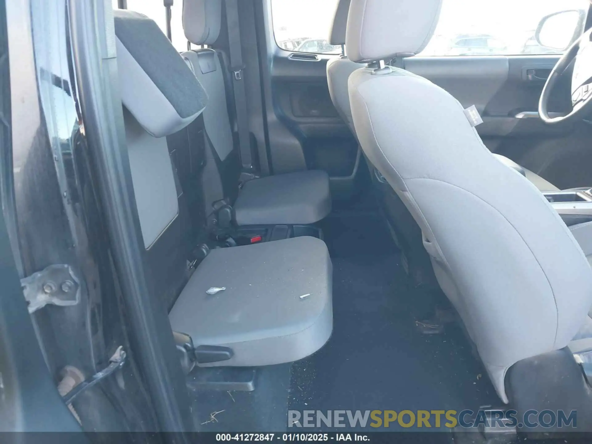 8 fotografías del automóvil dañado 3TYSZ5AN3NT076472 TOYOTA TACOMA 2022