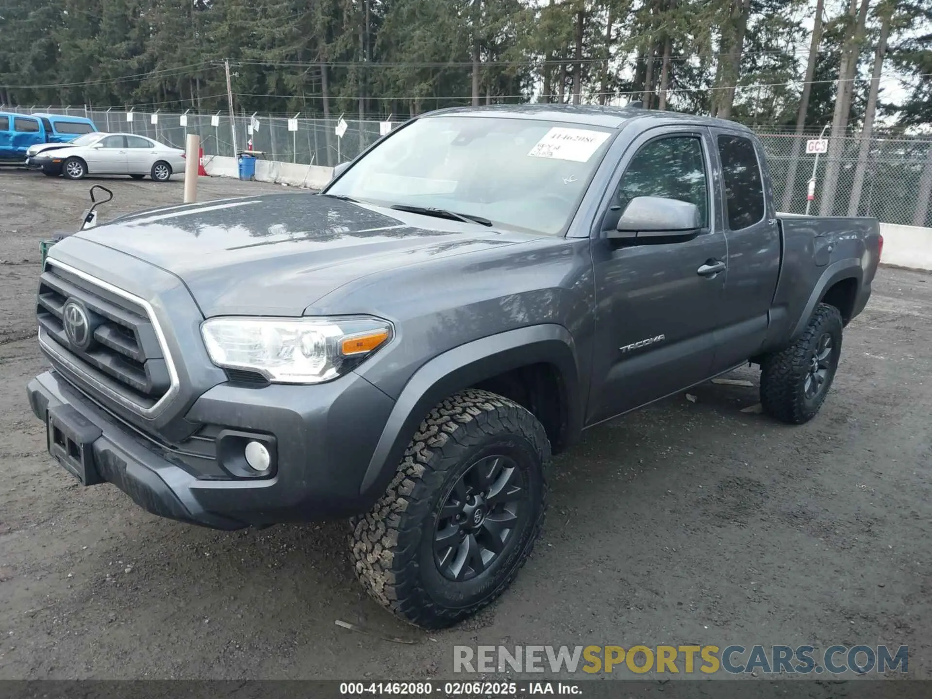 2 fotografías del automóvil dañado 3TYSZ5AN3NT085494 TOYOTA TACOMA 2022
