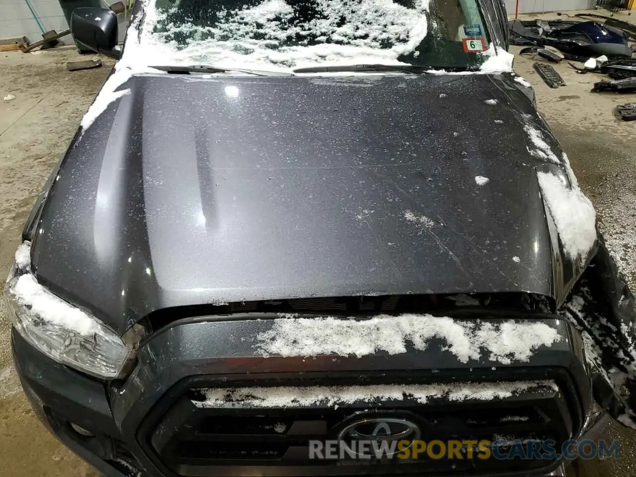 11 fotografías del automóvil dañado 3TYSZ5AN5NT062282 TOYOTA TACOMA 2022