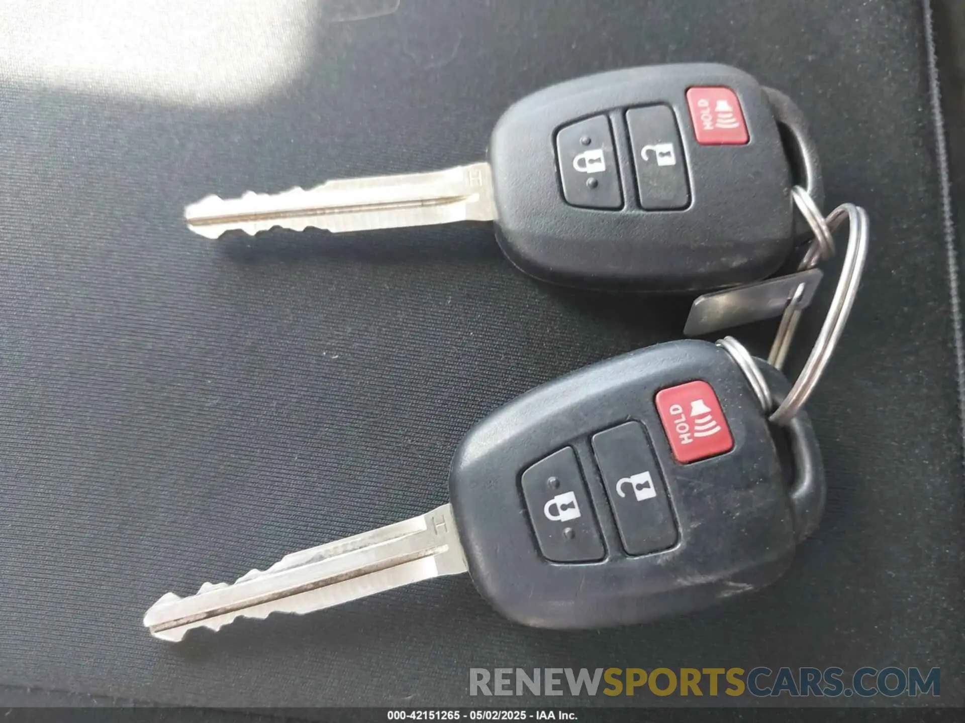 11 fotografías del automóvil dañado 3TYSZ5AN6NT084565 TOYOTA TACOMA 2022