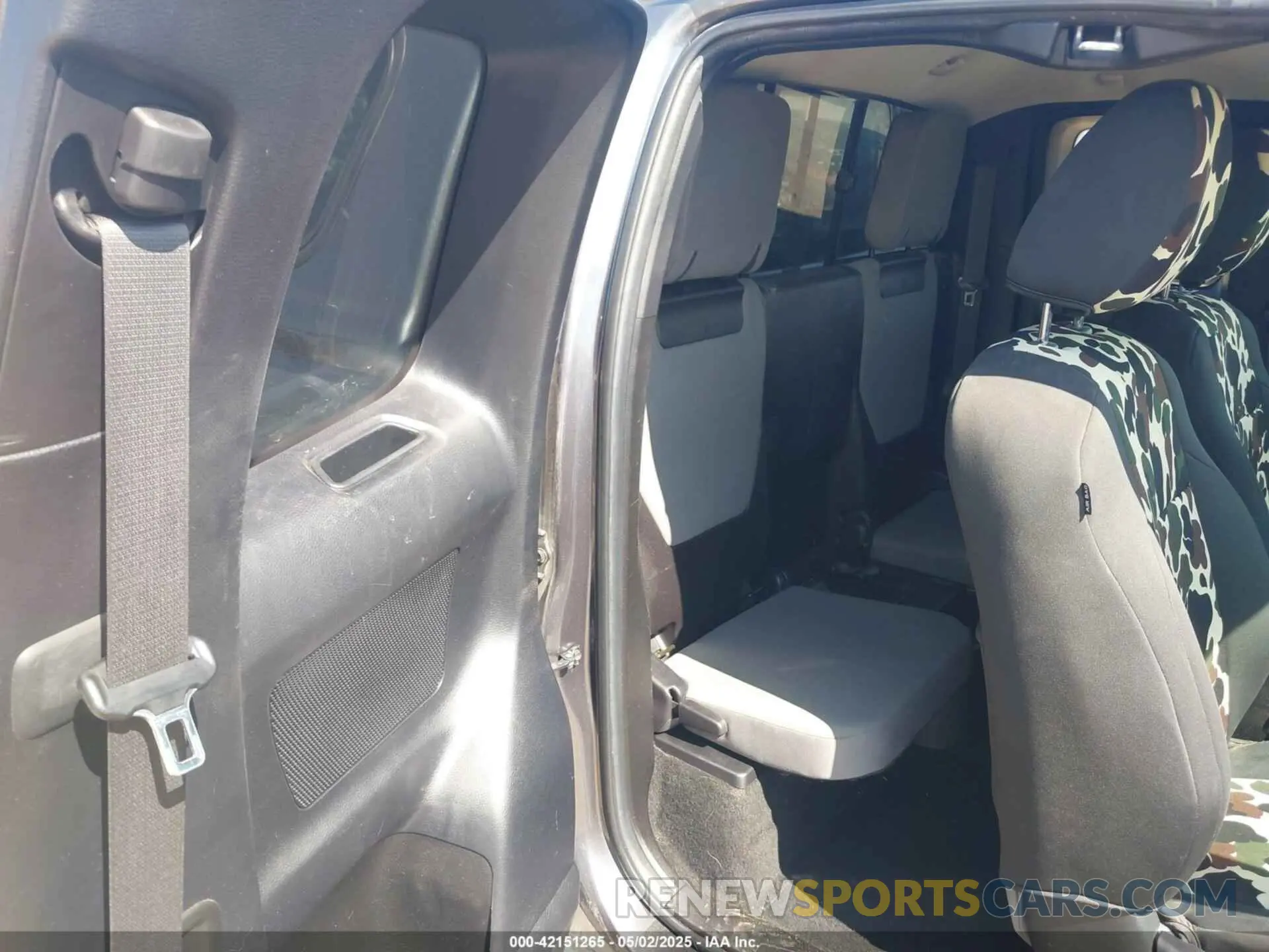 8 fotografías del automóvil dañado 3TYSZ5AN6NT084565 TOYOTA TACOMA 2022