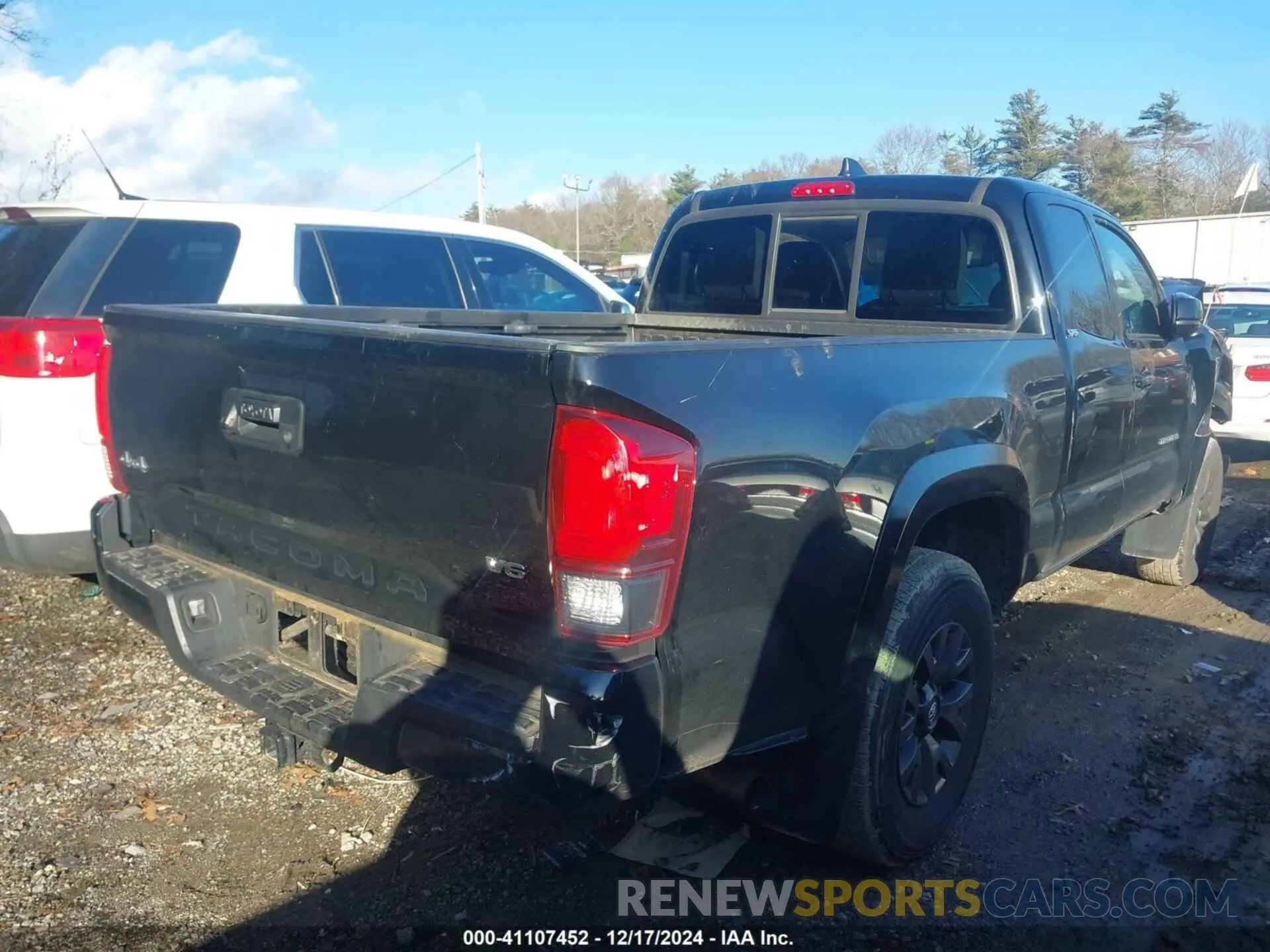 4 fotografías del automóvil dañado 3TYSZ5AN8NT086169 TOYOTA TACOMA 2022