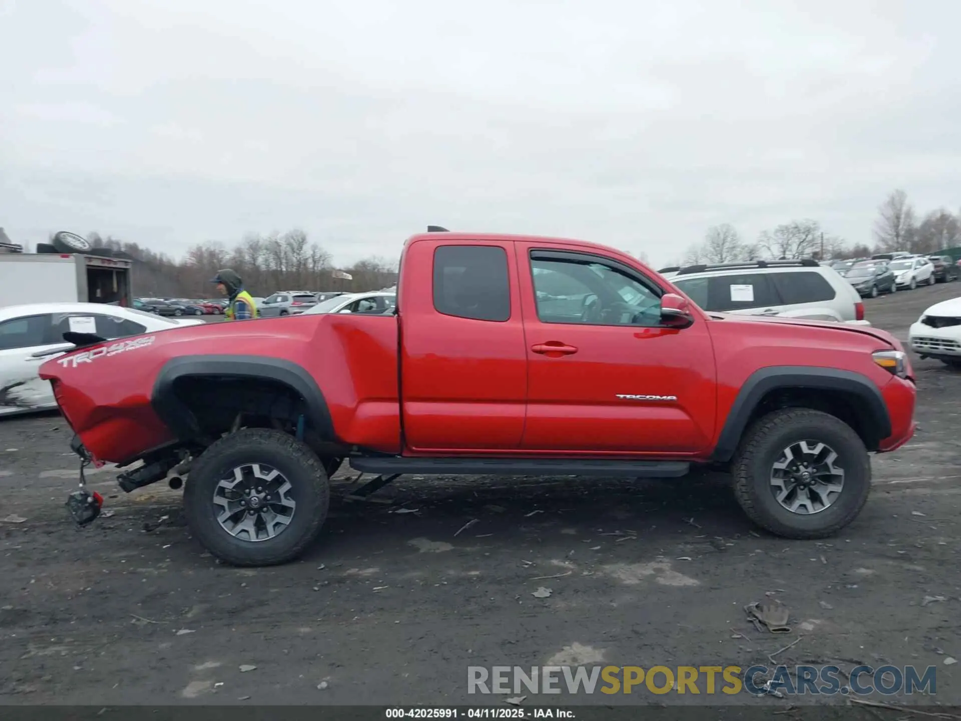 12 fotografías del automóvil dañado 3TYSZ5AN9NT074371 TOYOTA TACOMA 2022