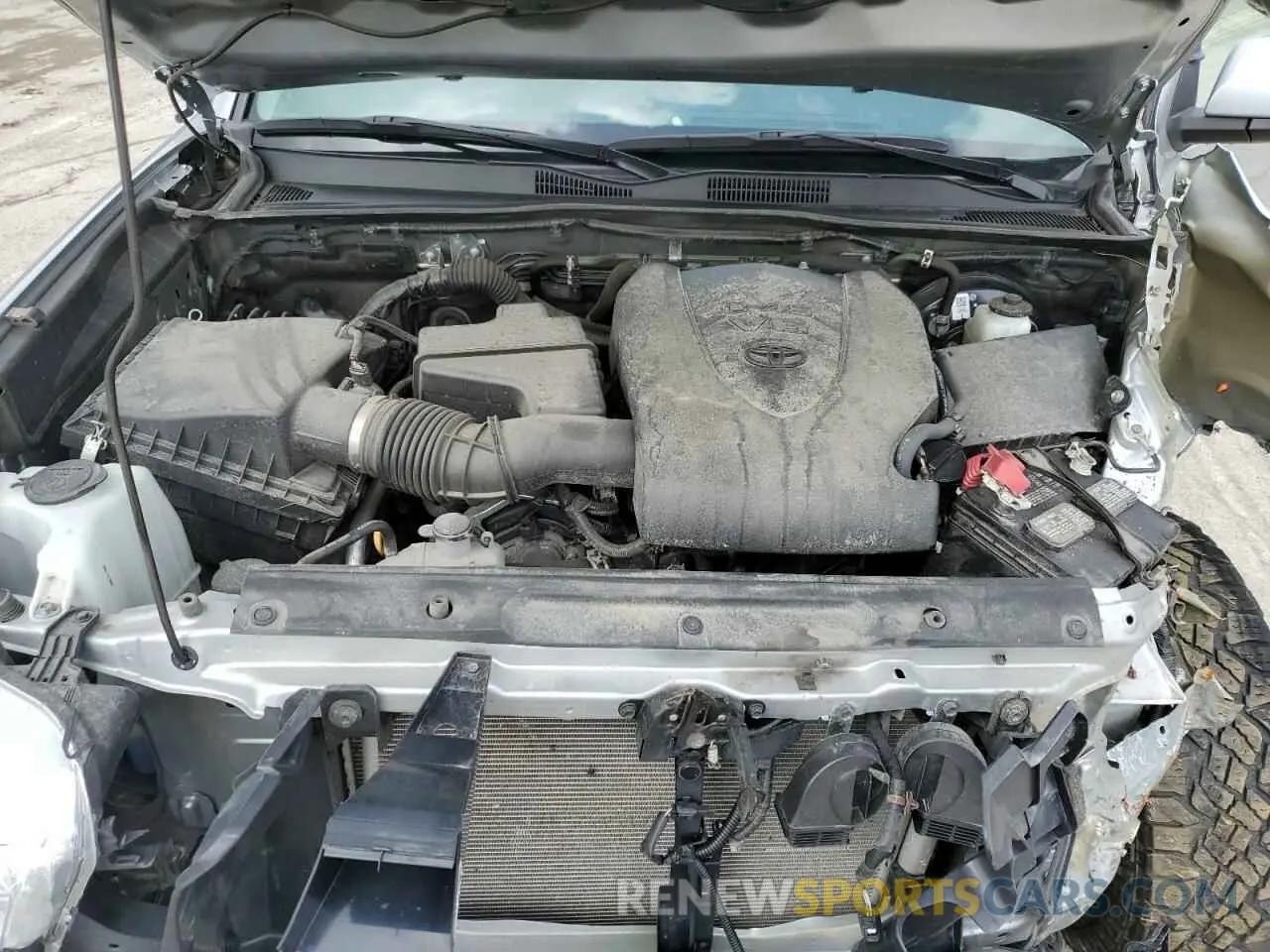 11 fotografías del automóvil dañado 3TMAZ5CN0PM201788 TOYOTA TACOMA 2023