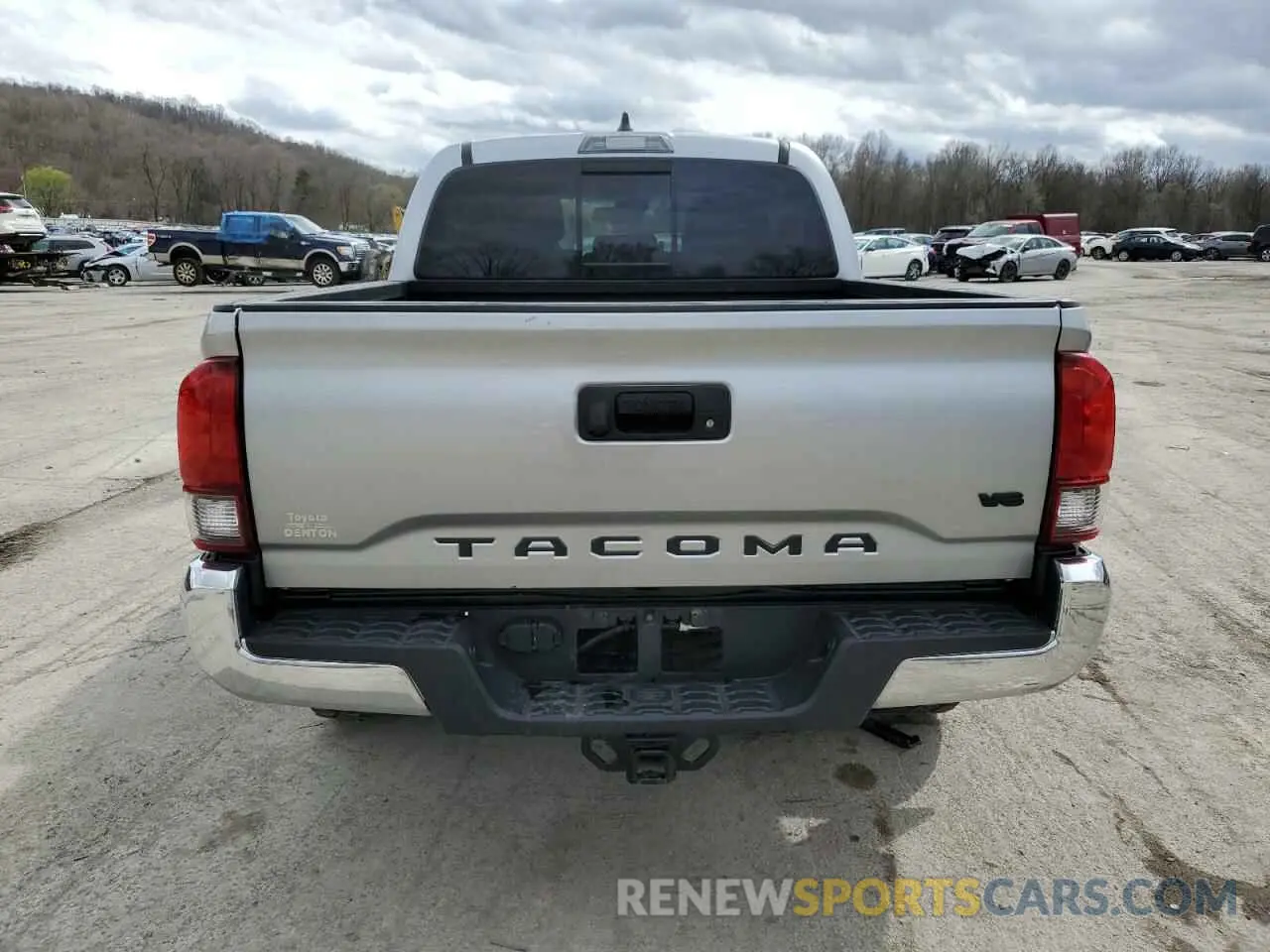 6 fotografías del automóvil dañado 3TMAZ5CN0PM201788 TOYOTA TACOMA 2023