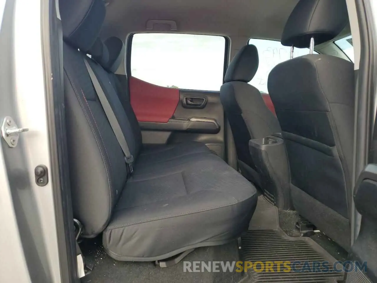 10 fotografías del automóvil dañado 3TMAZ5CN1PM205932 TOYOTA TACOMA 2023
