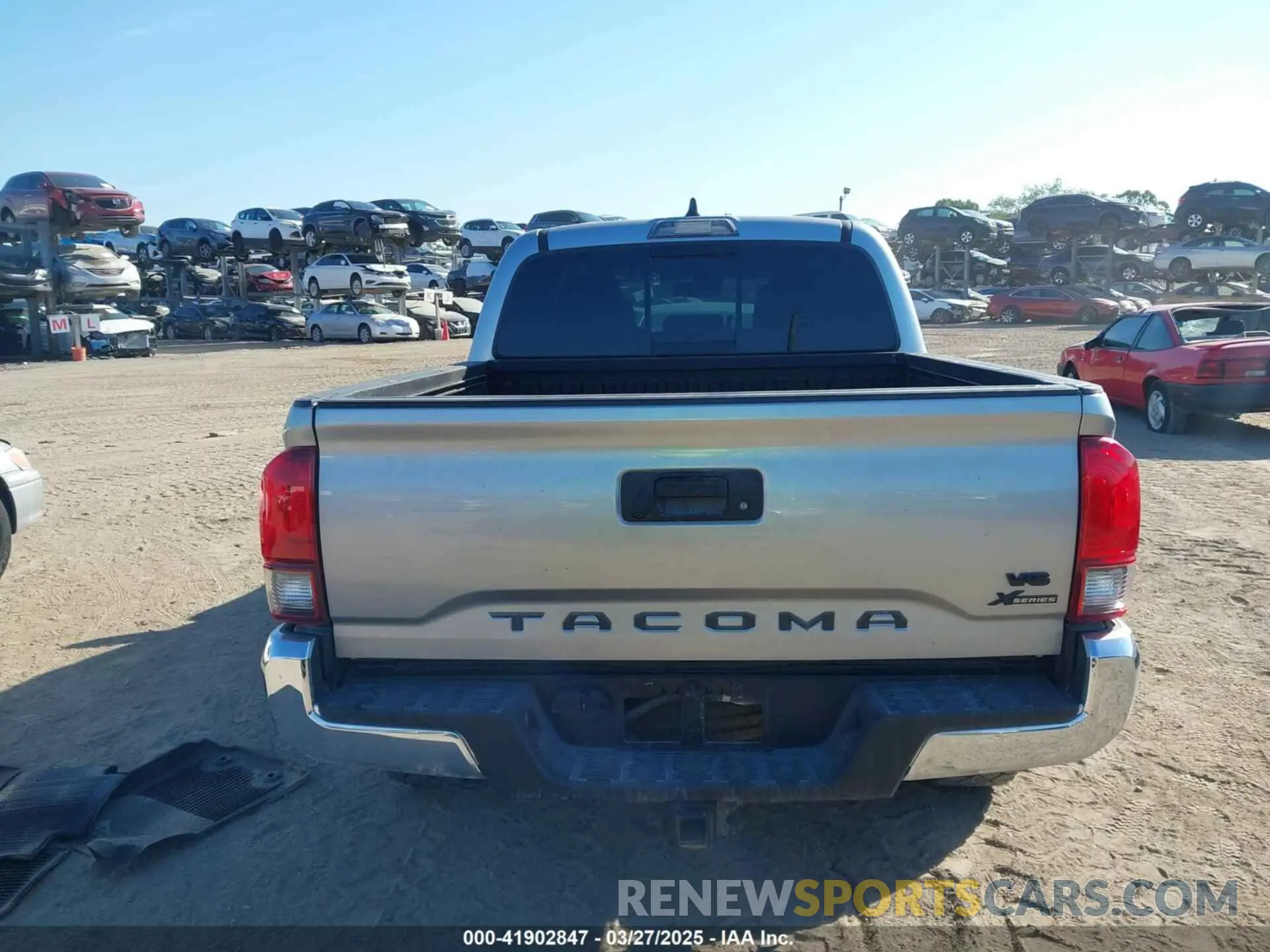 16 fotografías del automóvil dañado 3TMAZ5CN1PM211066 TOYOTA TACOMA 2023