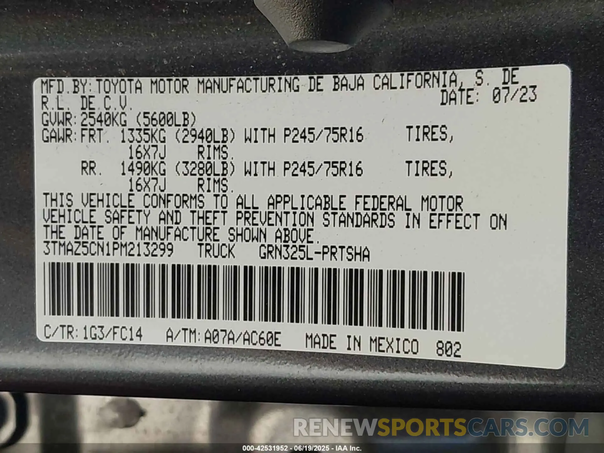 9 fotografías del automóvil dañado 3TMAZ5CN1PM213299 TOYOTA TACOMA 2023