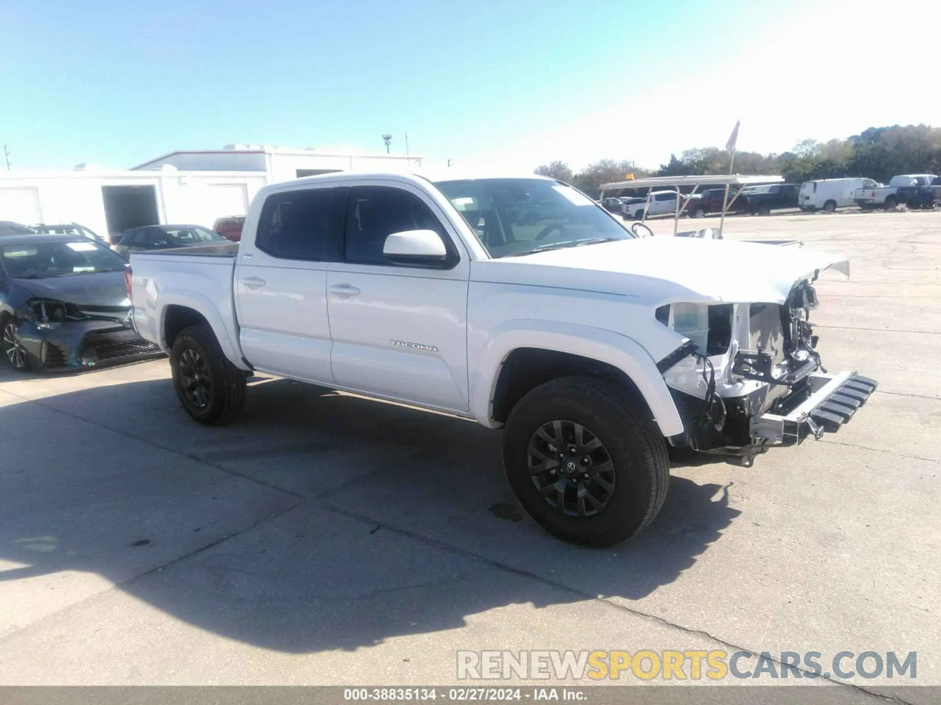 14 fotografías del automóvil dañado 3TMAZ5CN2PM210766 TOYOTA TACOMA 2023