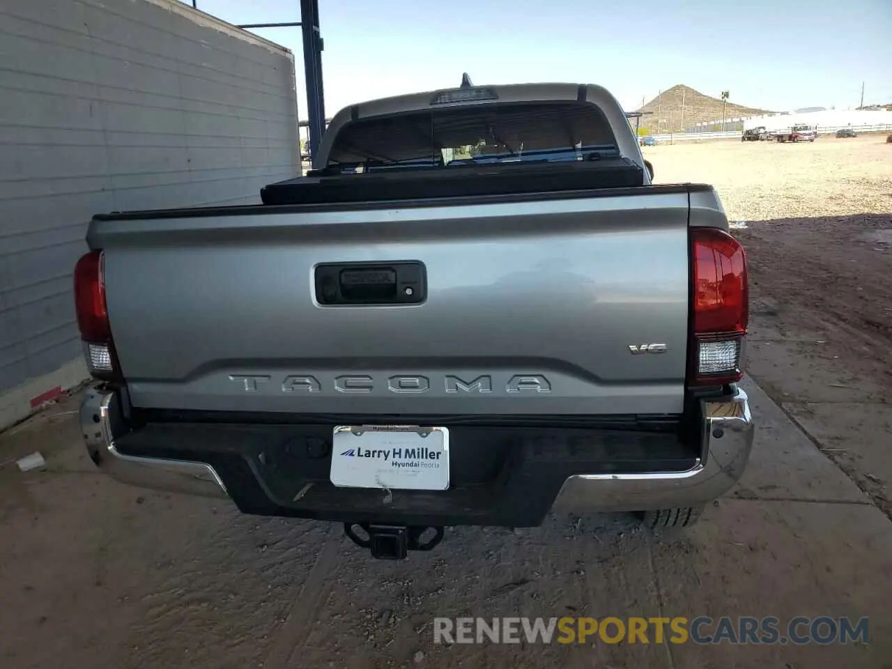 6 fotografías del automóvil dañado 3TMAZ5CN3PM207987 TOYOTA TACOMA 2023