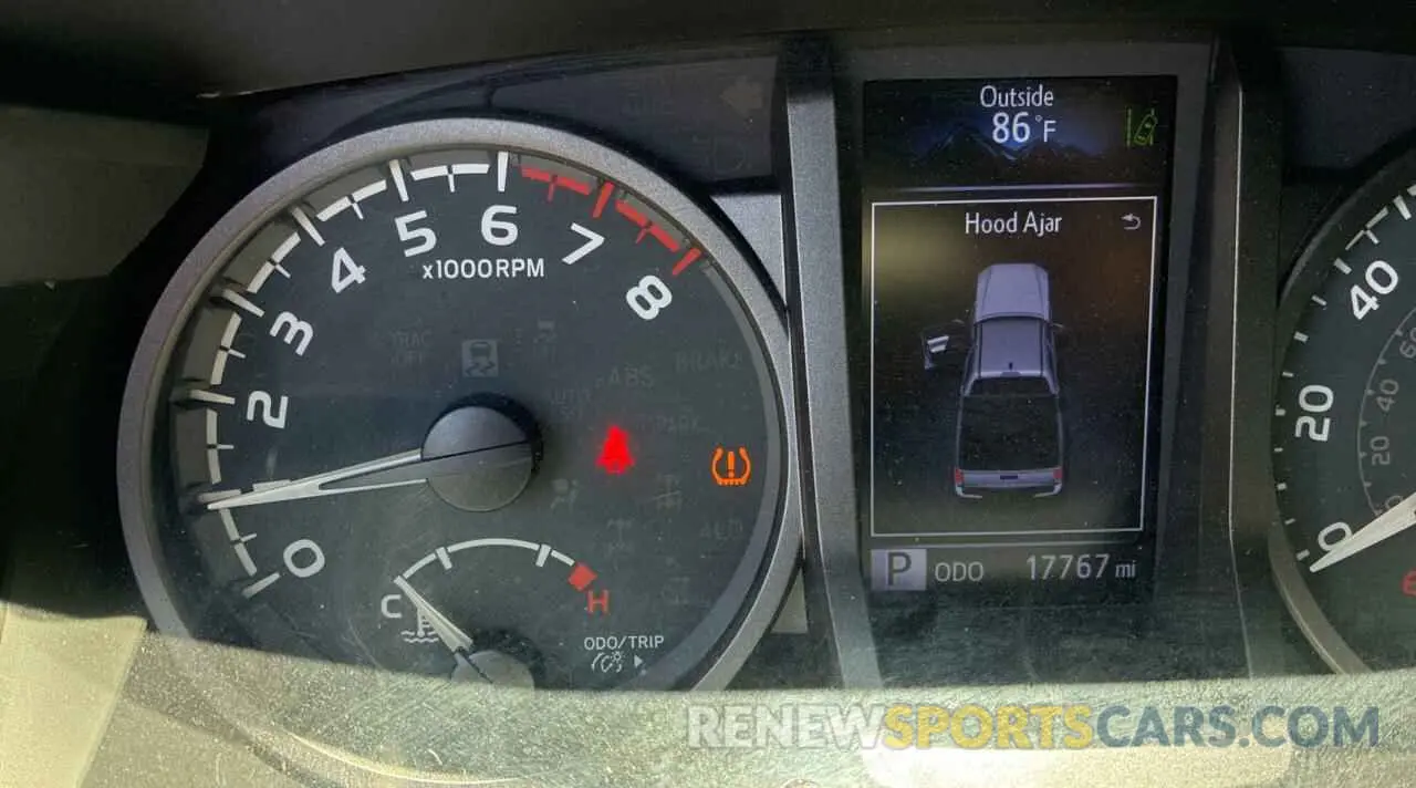 8 fotografías del automóvil dañado 3TMAZ5CN3PM210839 TOYOTA TACOMA 2023