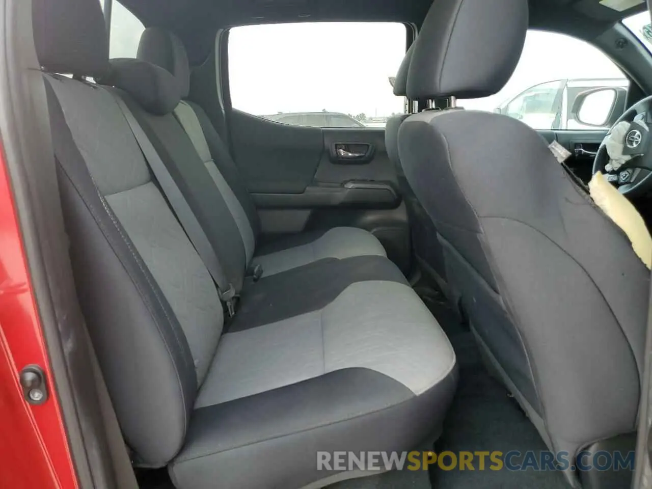 10 fotografías del automóvil dañado 3TMAZ5CN4PM204919 TOYOTA TACOMA 2023