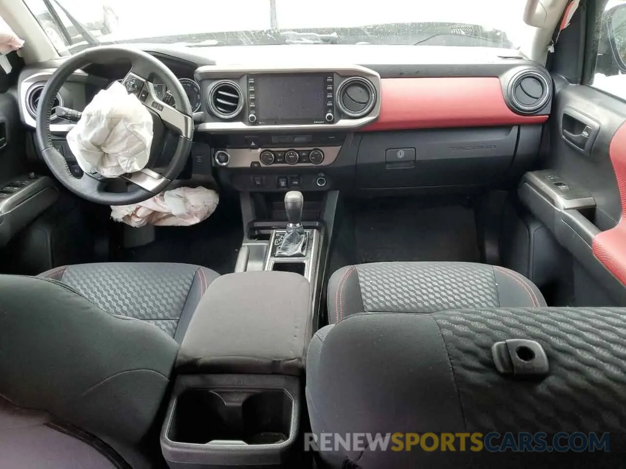8 fotografías del automóvil dañado 3TMAZ5CN5PM196362 TOYOTA TACOMA 2023