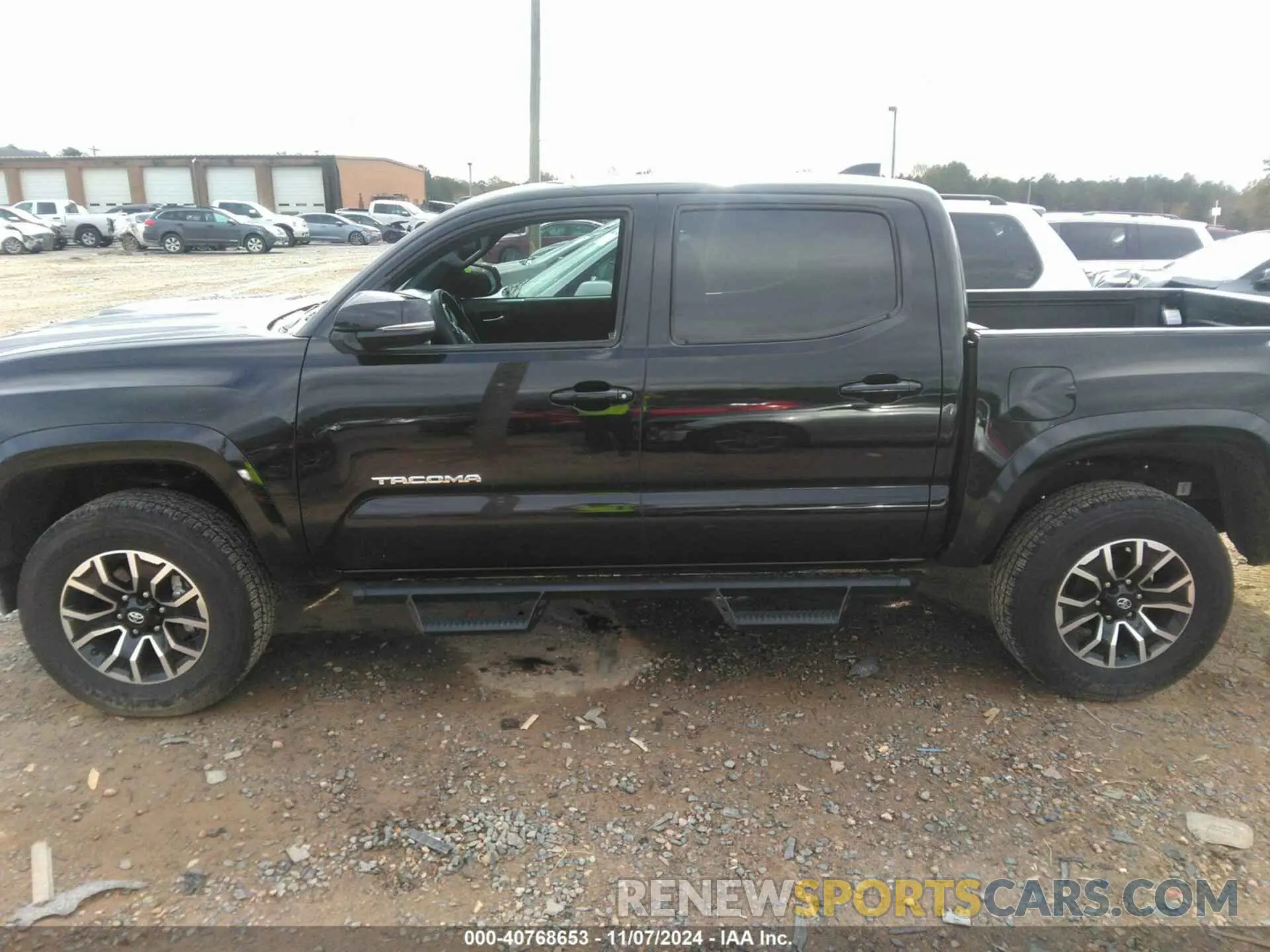 14 fotografías del automóvil dañado 3TMAZ5CN5PM215847 TOYOTA TACOMA 2023