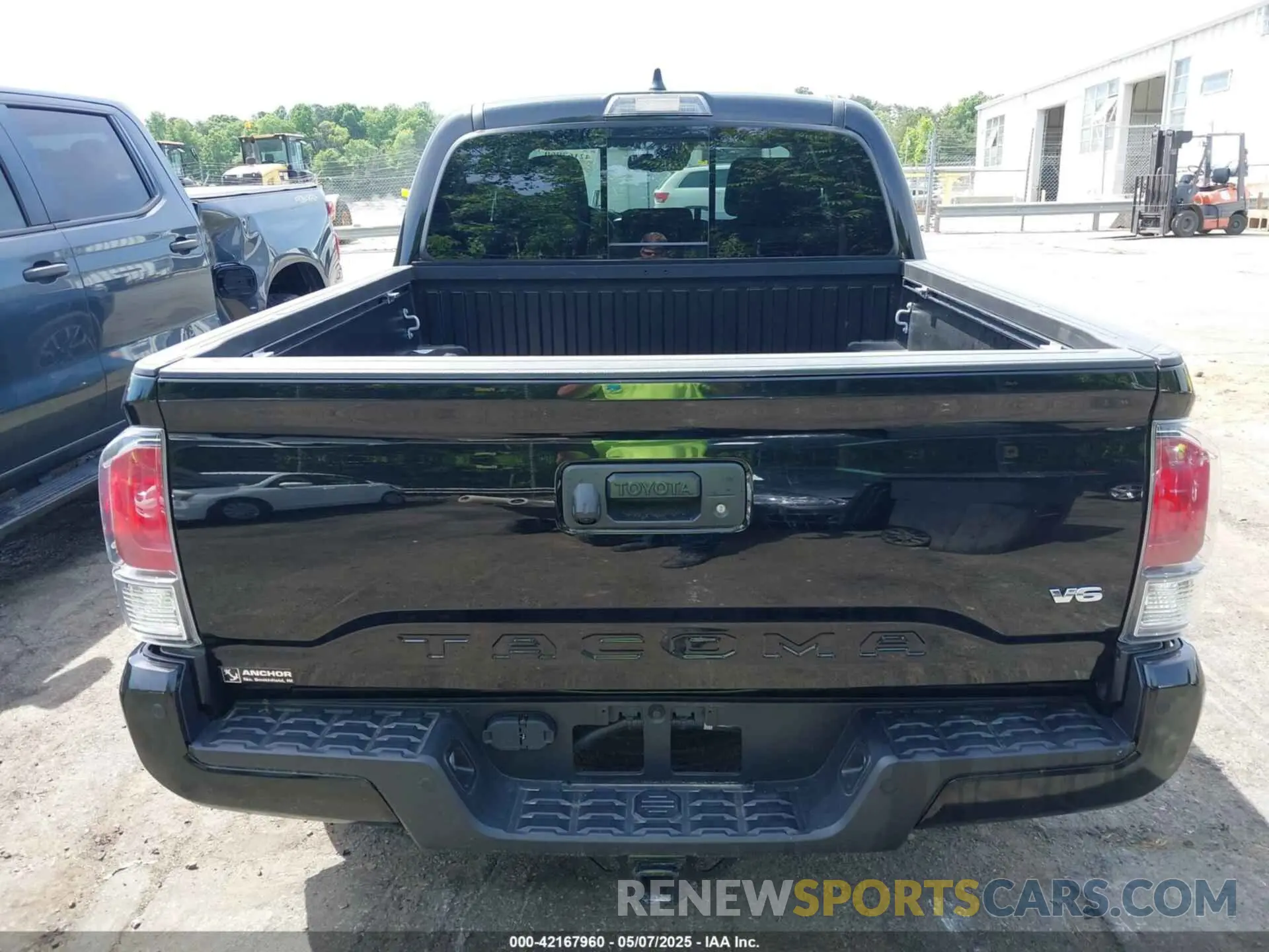 16 fotografías del automóvil dañado 3TMAZ5CN6PM197987 TOYOTA TACOMA 2023