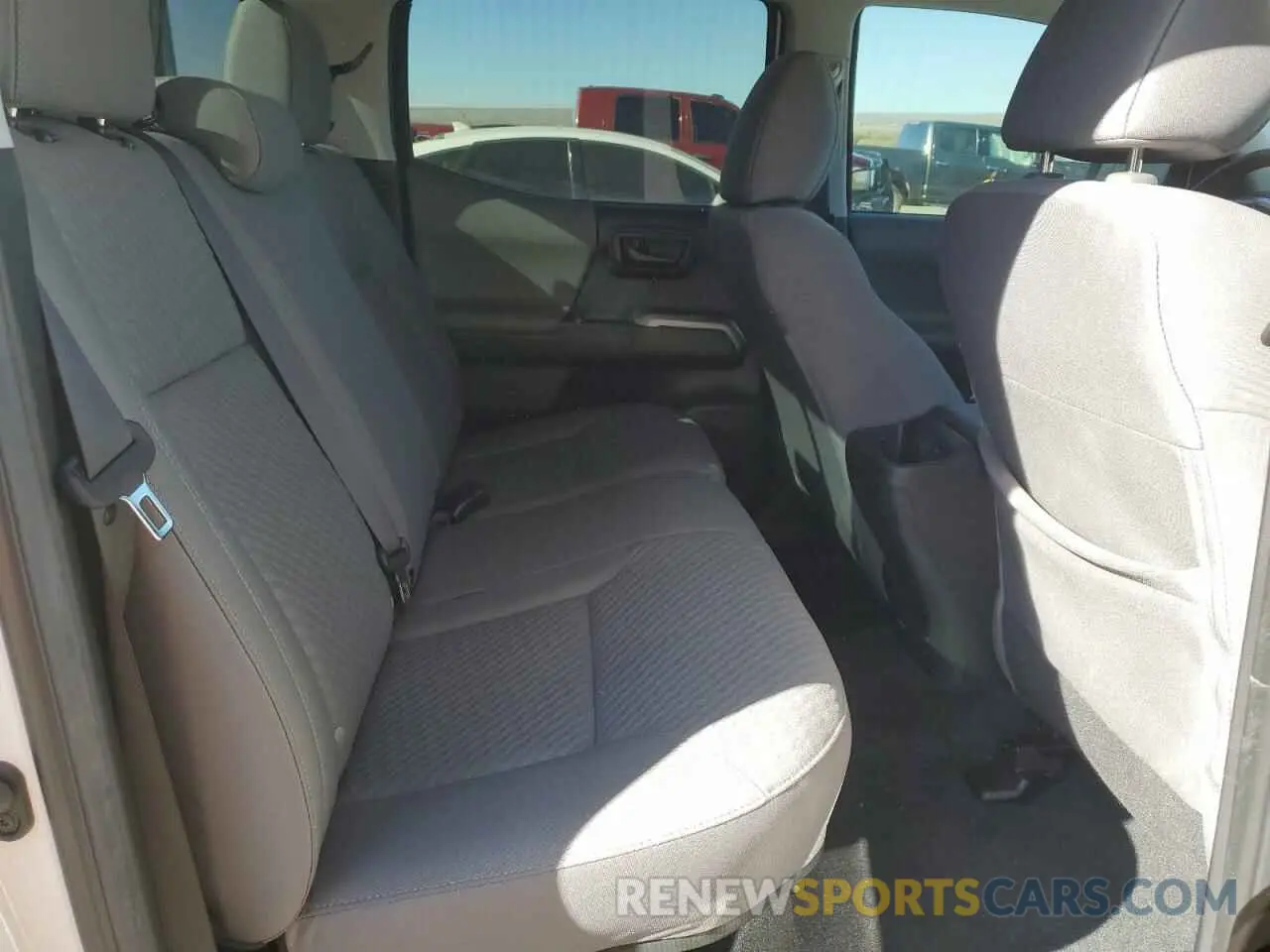 10 fotografías del automóvil dañado 3TMAZ5CN6PM202721 TOYOTA TACOMA 2023